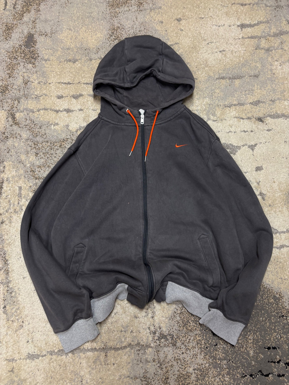 Bluza Nike zipp vintage retro y2k, męskie w dobrym stanie rozmiar L, widok z przodu