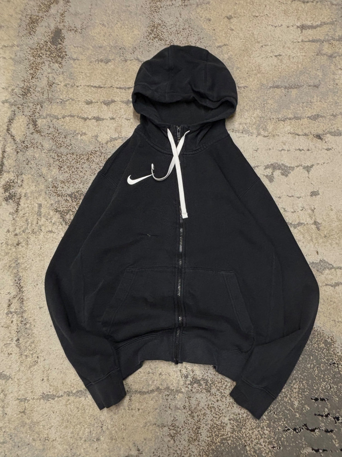 Bluza Nike zipp, męskie w bardzo dobrym stanie rozmiar S, widok z przodu