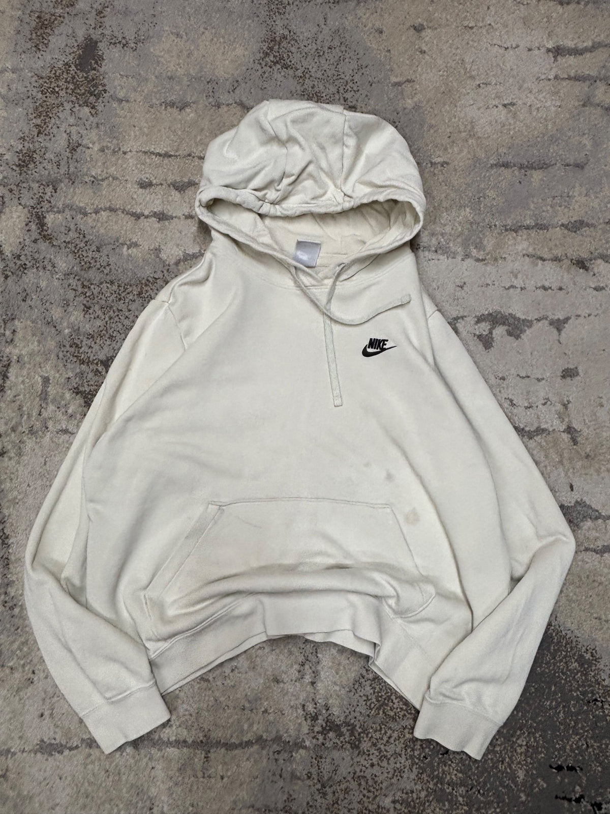 Bluza Nike hoodie, damskie w dobrym stanie rozmiar L, widok z przodu