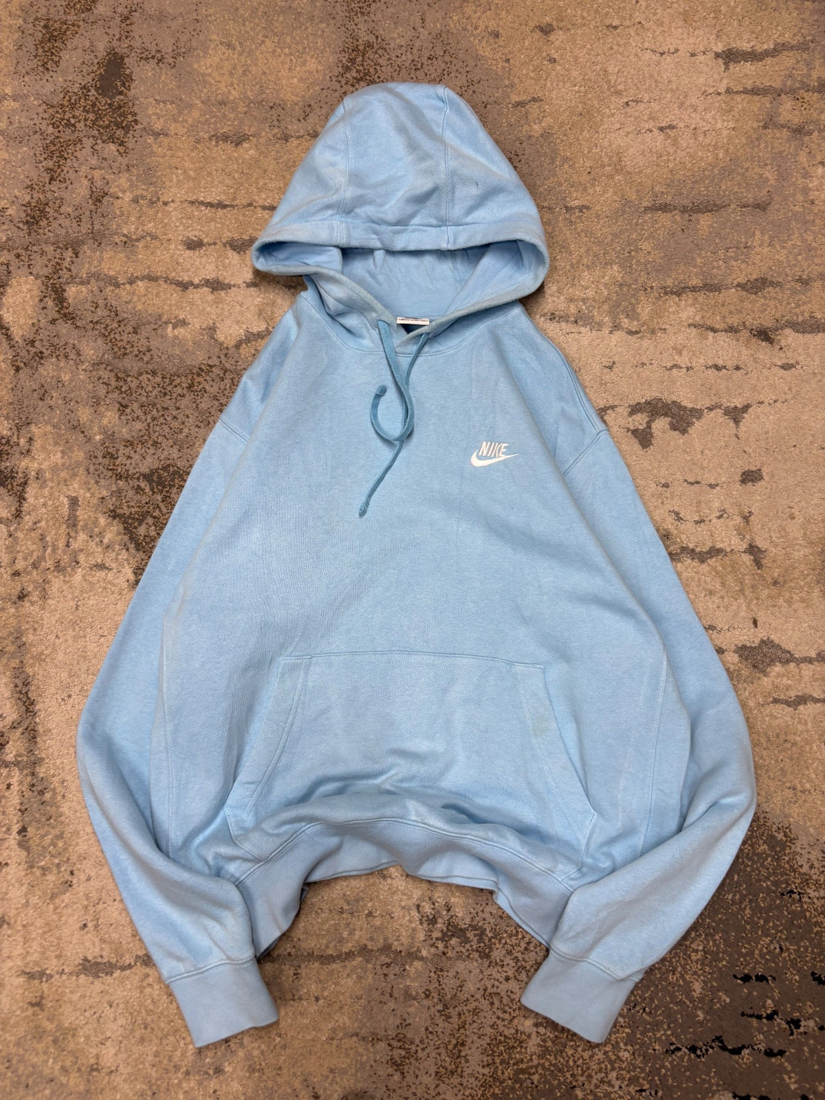 Bluza Nike hoodie, damskie w bardzo dobrym stanie rozmiar M, widok z przodu
