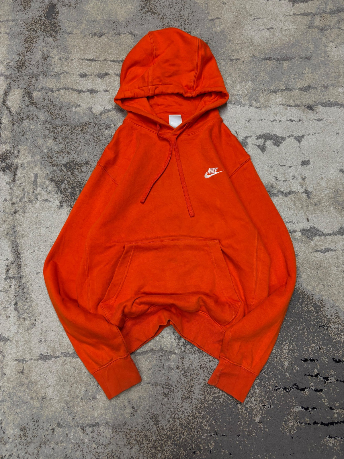 Bluza Nike hoodie, damskie w bardzo dobrym stanie rozmiar XS, widok z przodu