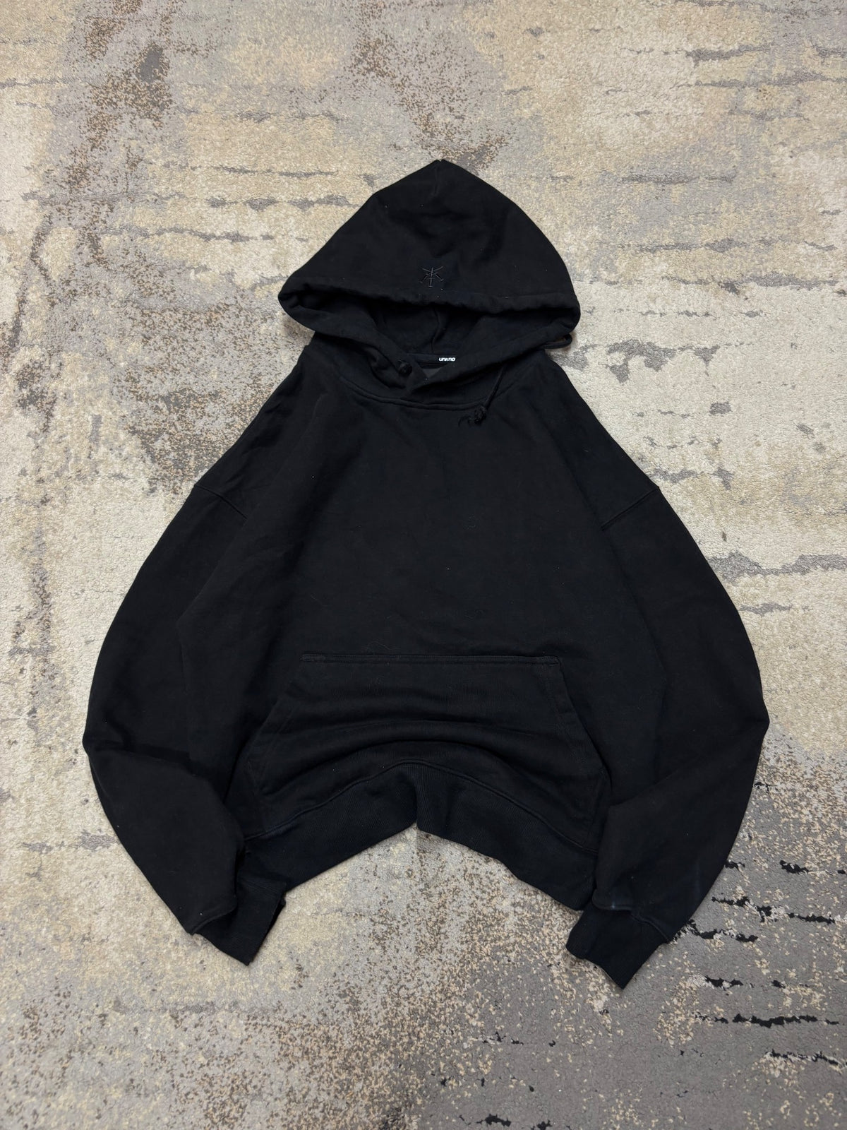 Bluza hoodie Unknown London, damskie w bardzo dobrym stanie rozmiar XS, widok z przodu