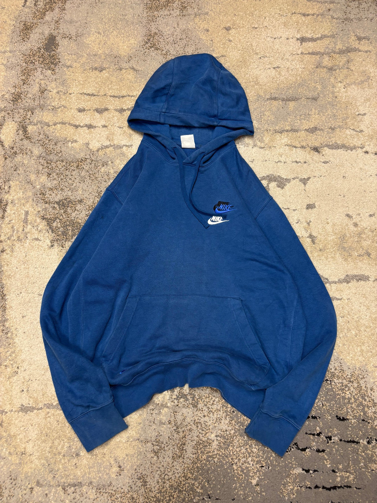 Bluza Nike hoodie, męskie w bardzo dobrym stanie rozmiar M, widok z przodu