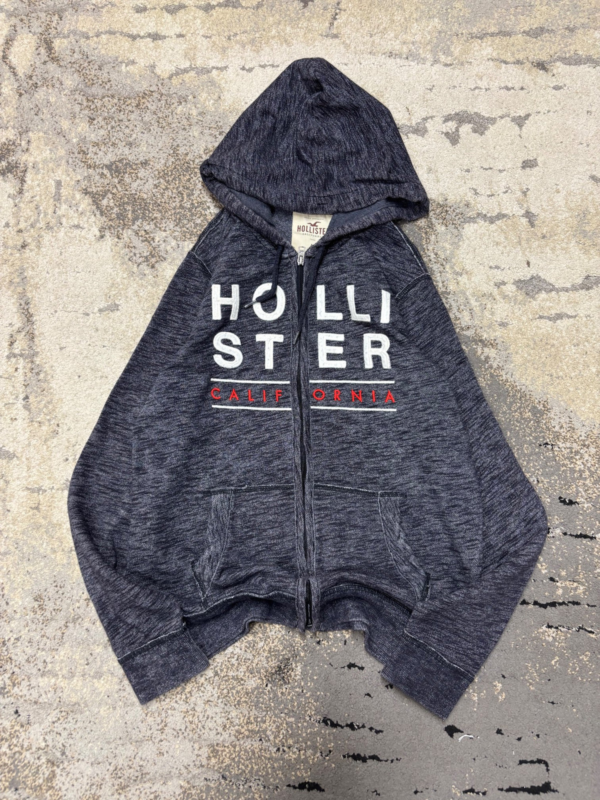 Bluza Hollister zipp, męskie w bardzo dobrym stanie rozmiar M, widok z przodu