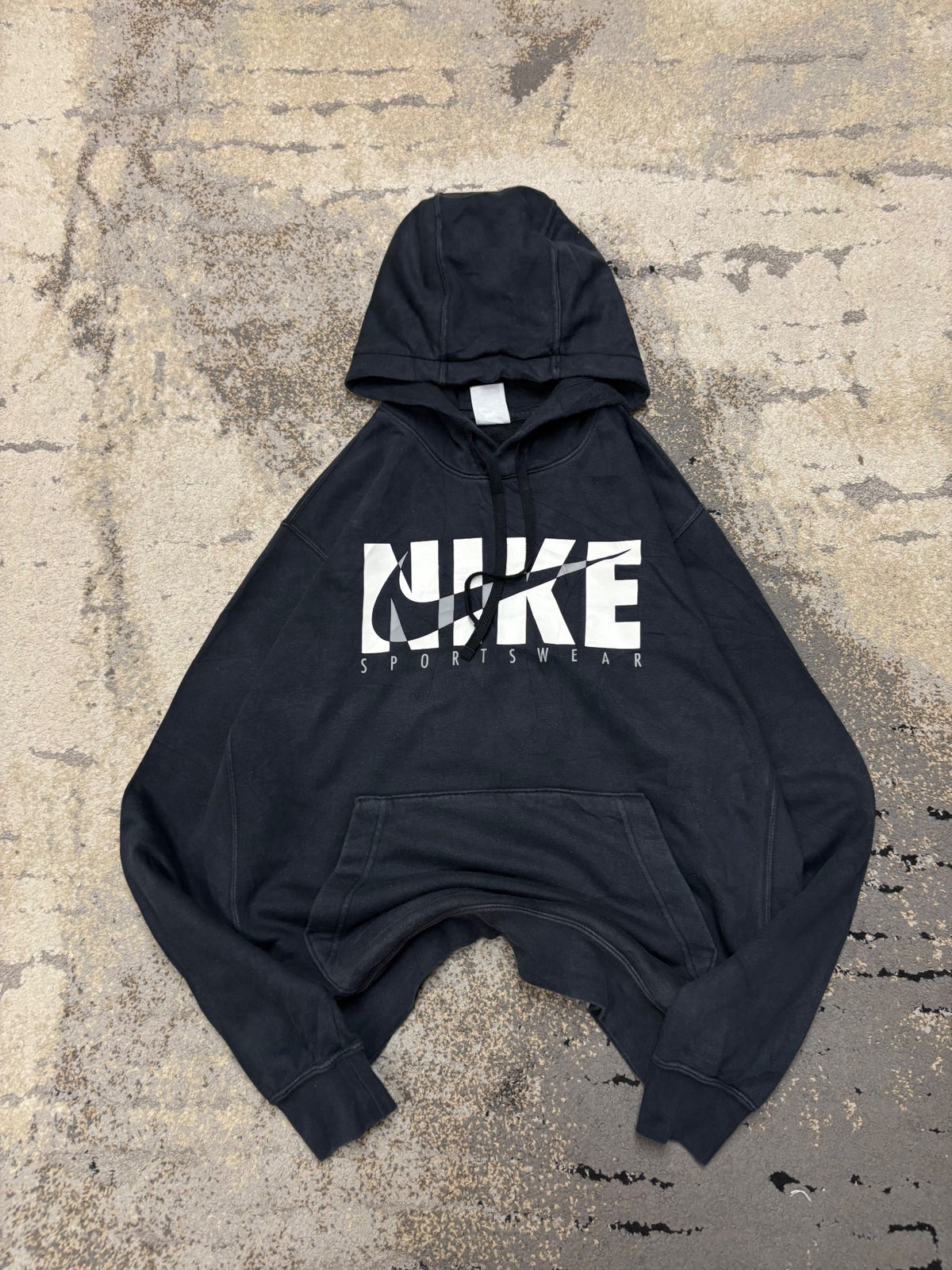 Bluza Nike hoodie, męskie w bardzo dobrym stanie rozmiar M, widok z przodu