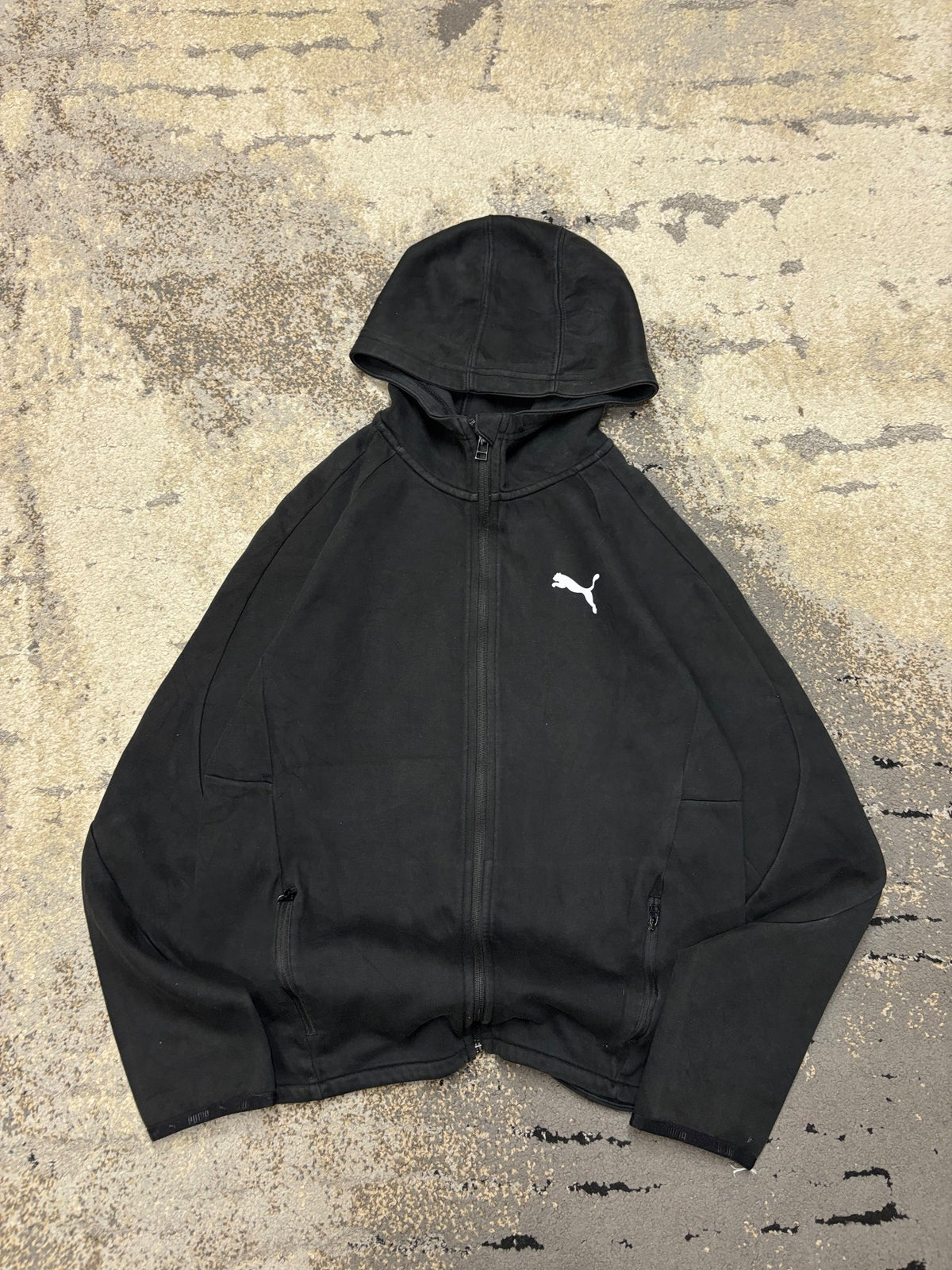Bluza Puma zipp, dziecięce w bardzo dobrym stanie rozmiar 176 cm / 16 lat, widok z przodu