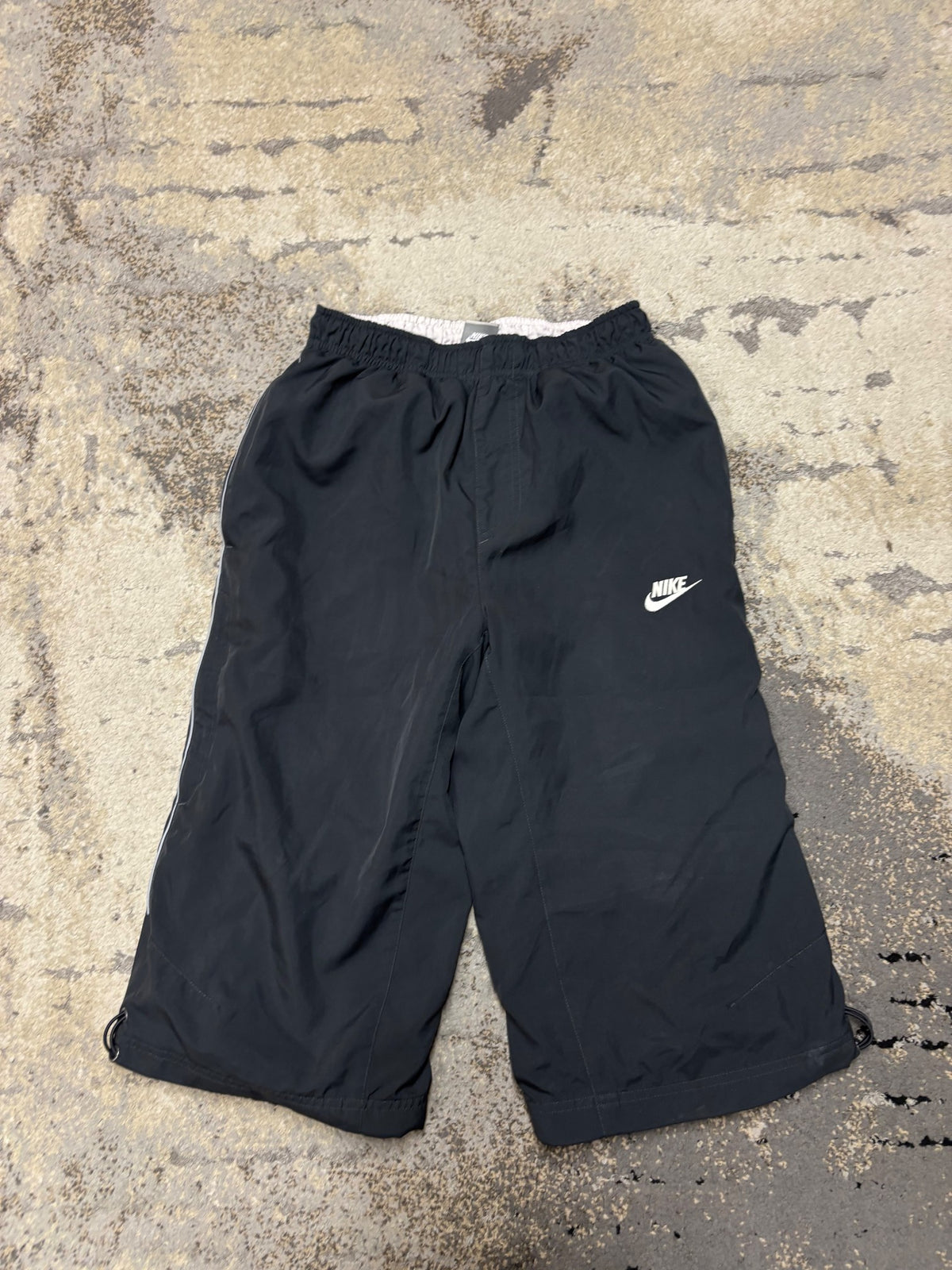 Spodenki Nike, męskie w bardzo dobrym stanie rozmiar S, widok z przodu