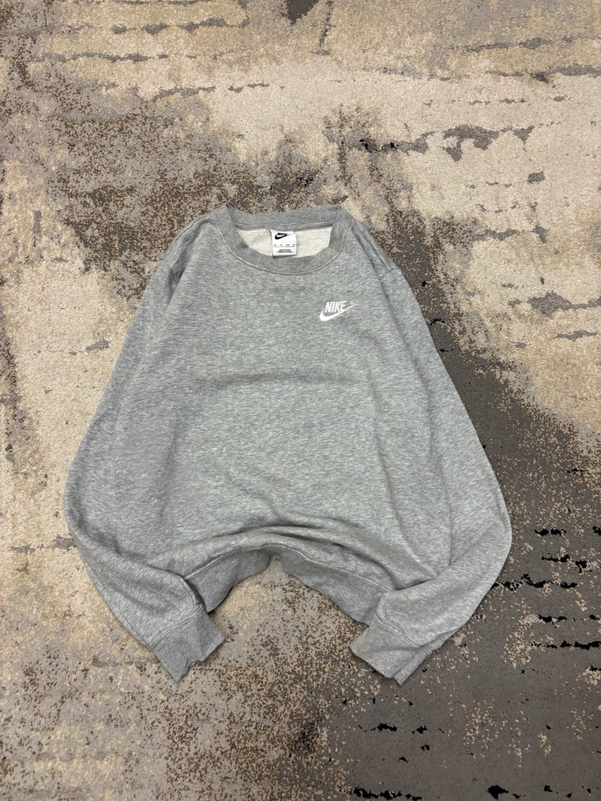 Bluza Nike crevneck, damskie w bardzo dobrym stanie rozmiar XS, widok z przodu