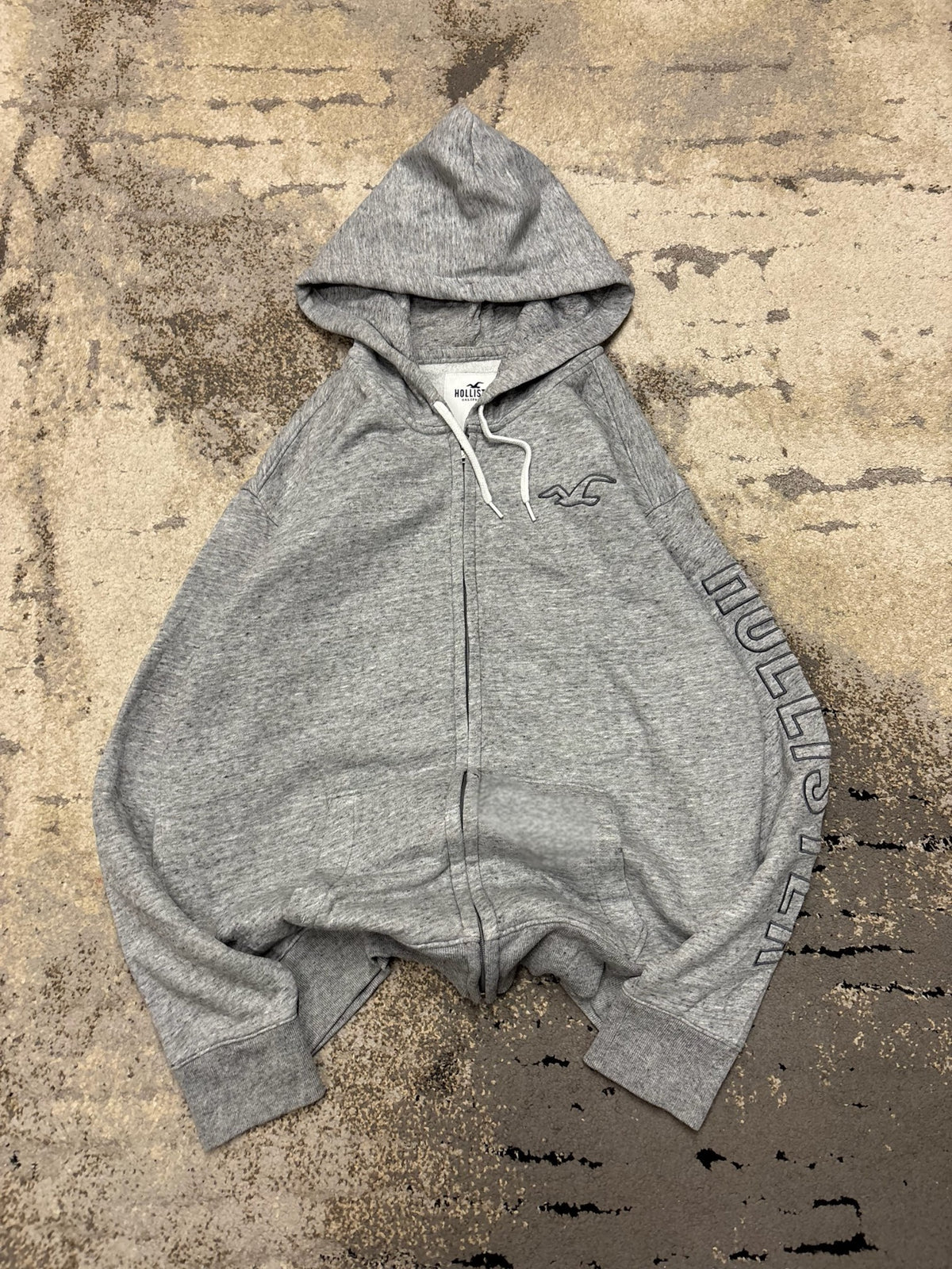 Bluza Hollister zipp, damskie w bardzo dobrym stanie rozmiar L, widok z przodu
