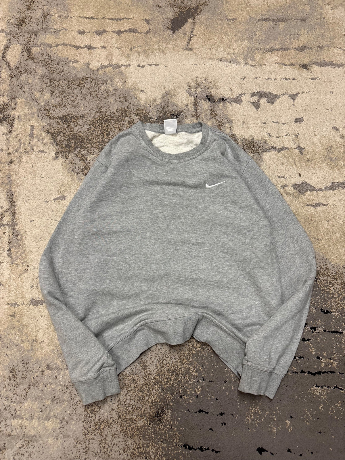 Bluza Nike crevneck, damskie w bardzo dobrym stanie rozmiar L, widok z przodu