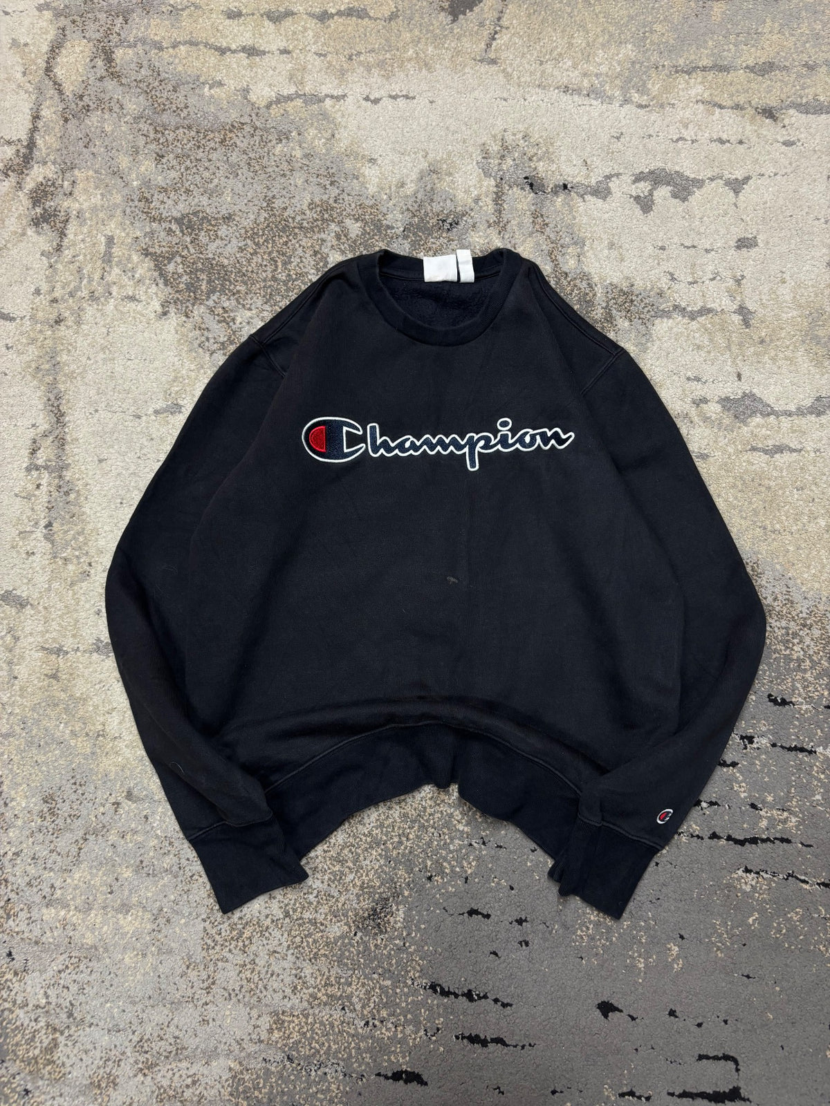 Bluza Champion crevneck, damskie w bardzo dobrym stanie rozmiar M, widok z przodu