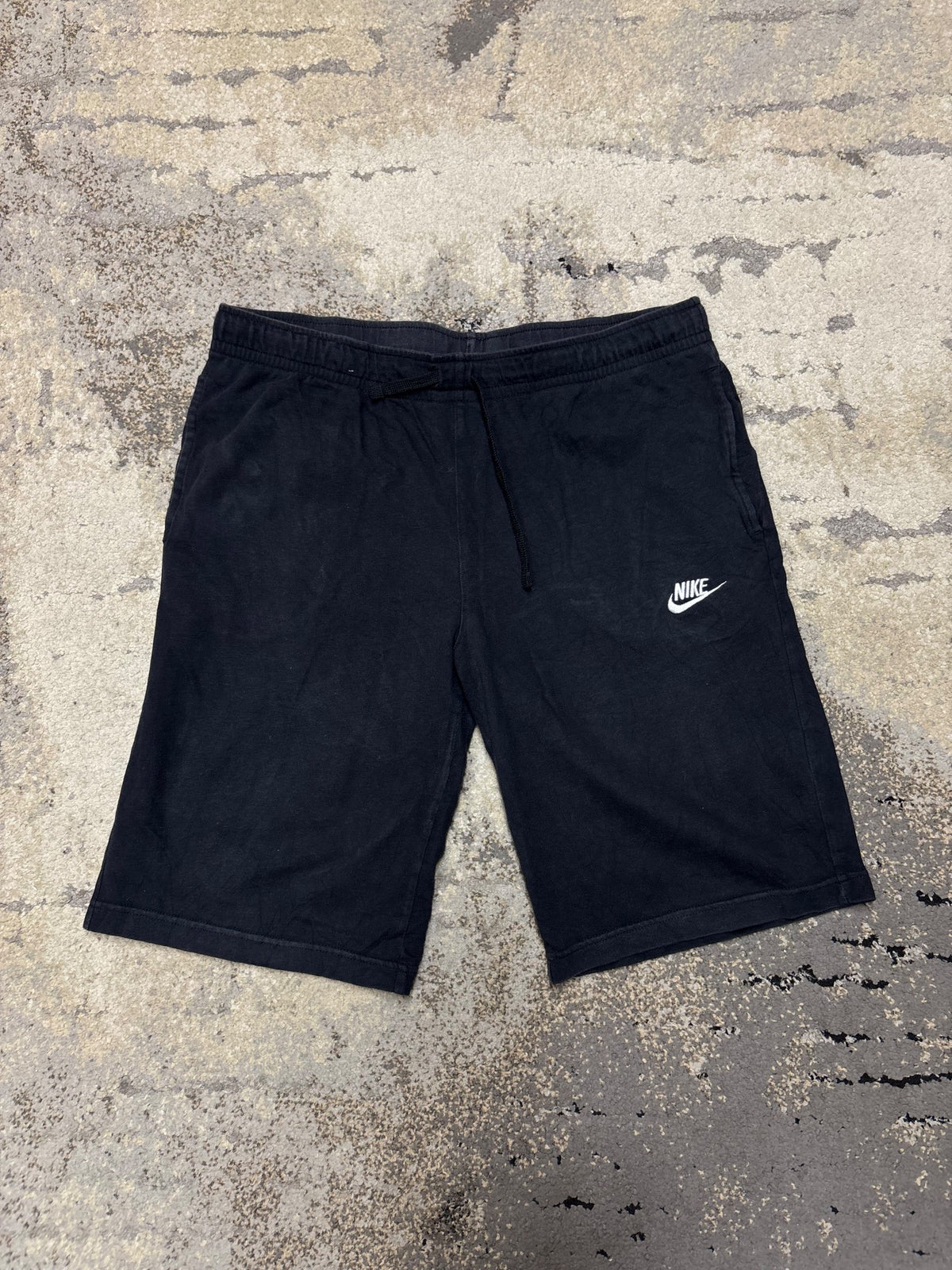 Spodenki Nike, męskie w bardzo dobrym stanie rozmiar L, detal