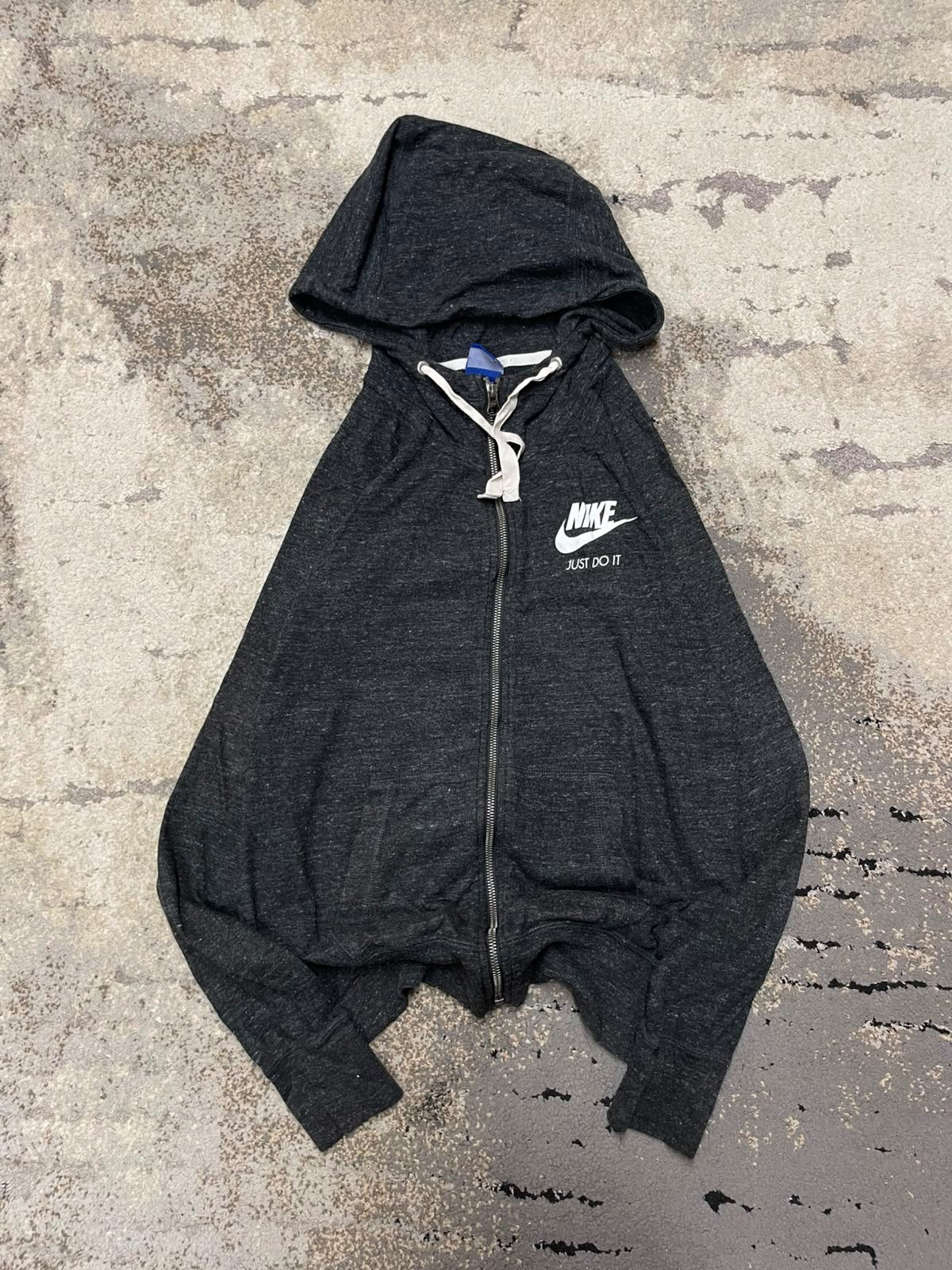 Bluza Nike zipp, damskie w bardzo dobrym stanie rozmiar S, widok z góry