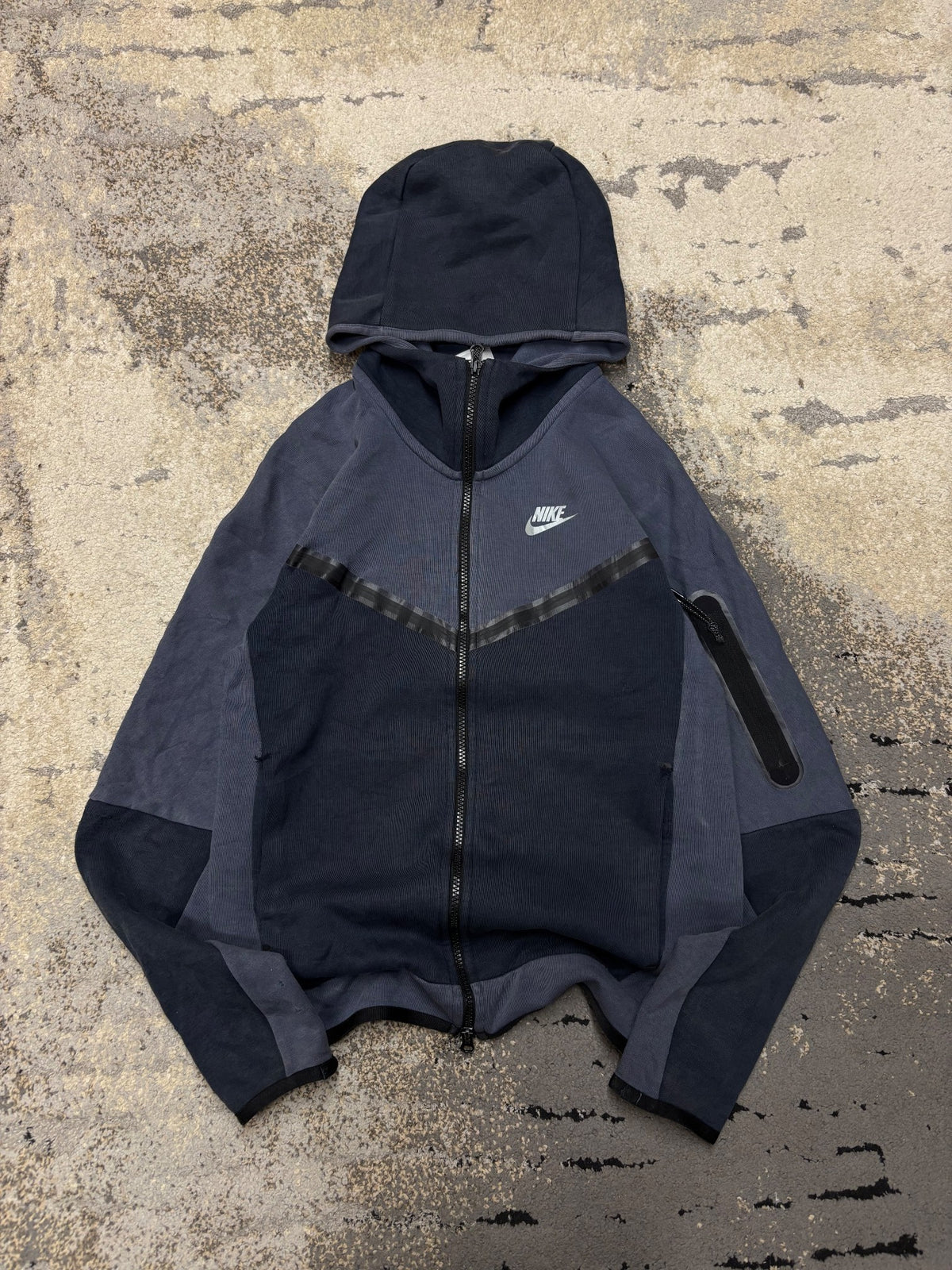 Bluza Nike Tech Fleece, męskie w bardzo dobrym stanie rozmiar XS, widok z przodu