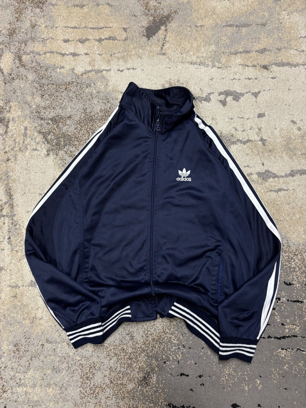 Bluza vintage Adidas retro y2k, damskie w bardzo dobrym stanie rozmiar L, detal