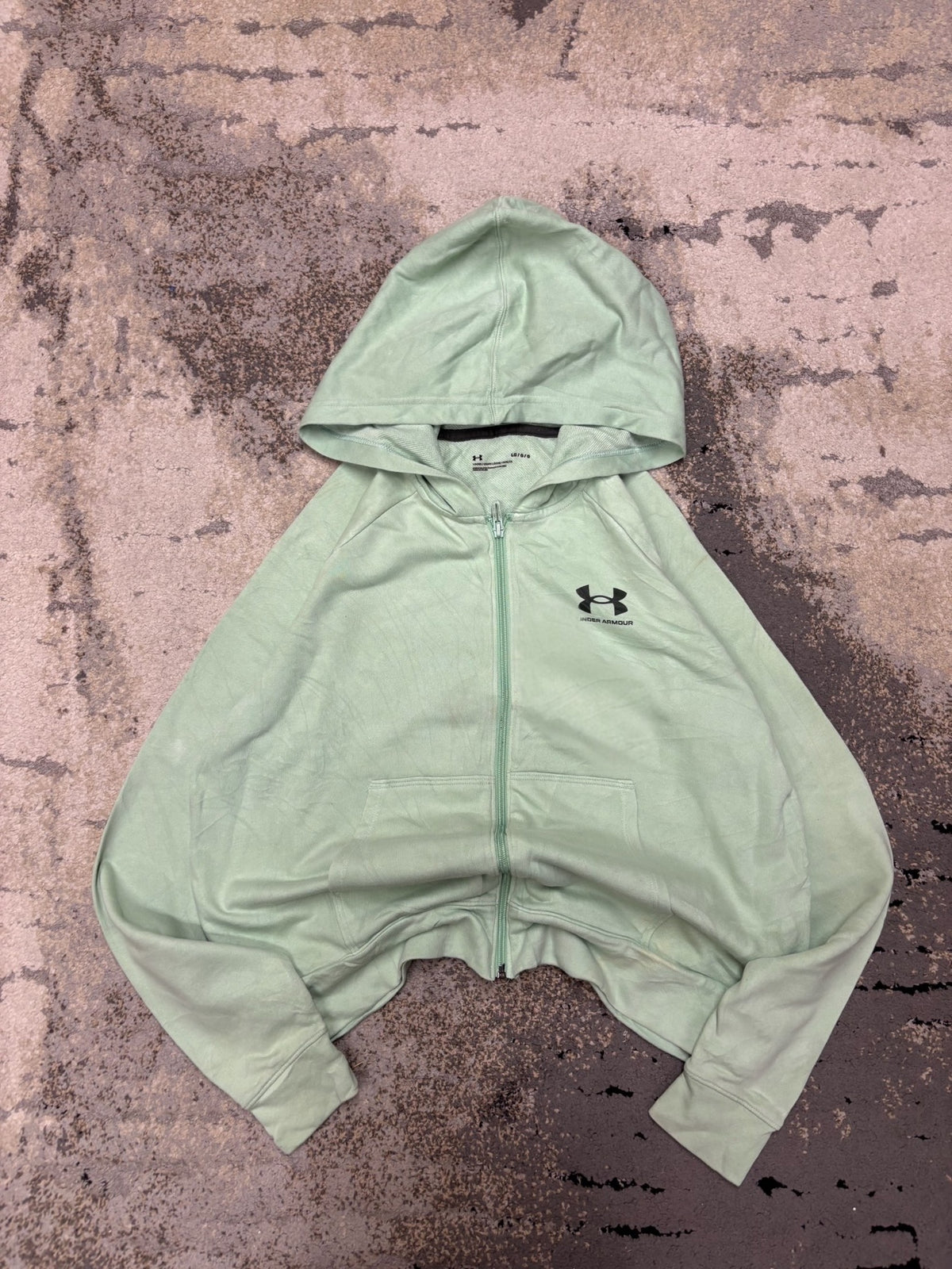 Bluza Under Armour zipp, damskie w bardzo dobrym stanie rozmiar L, widok z przodu