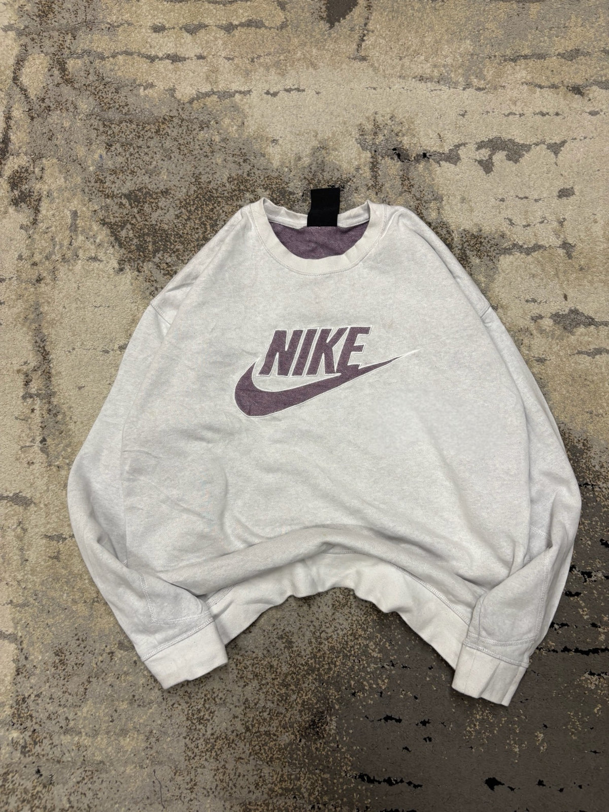 Bluza Nike crevneck, damskie w bardzo dobrym stanie rozmiar L, widok z przodu