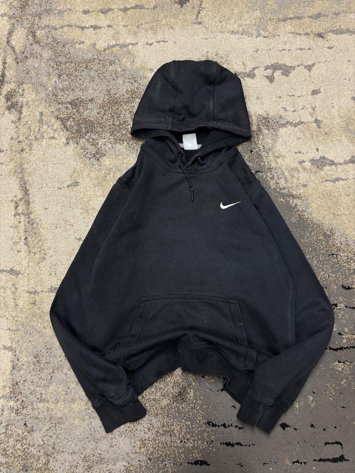 Bluza Nike hoodie, damskie w bardzo dobrym stanie rozmiar S, widok z przodu
