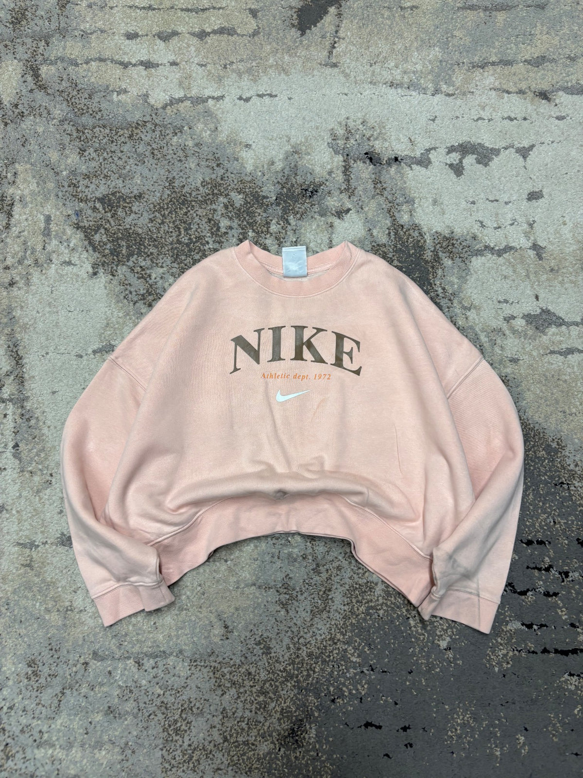 Bluza Nike crevneck, dziecięce w bardzo dobrym stanie rozmiar 134 cm / 9 lat, widok z przodu