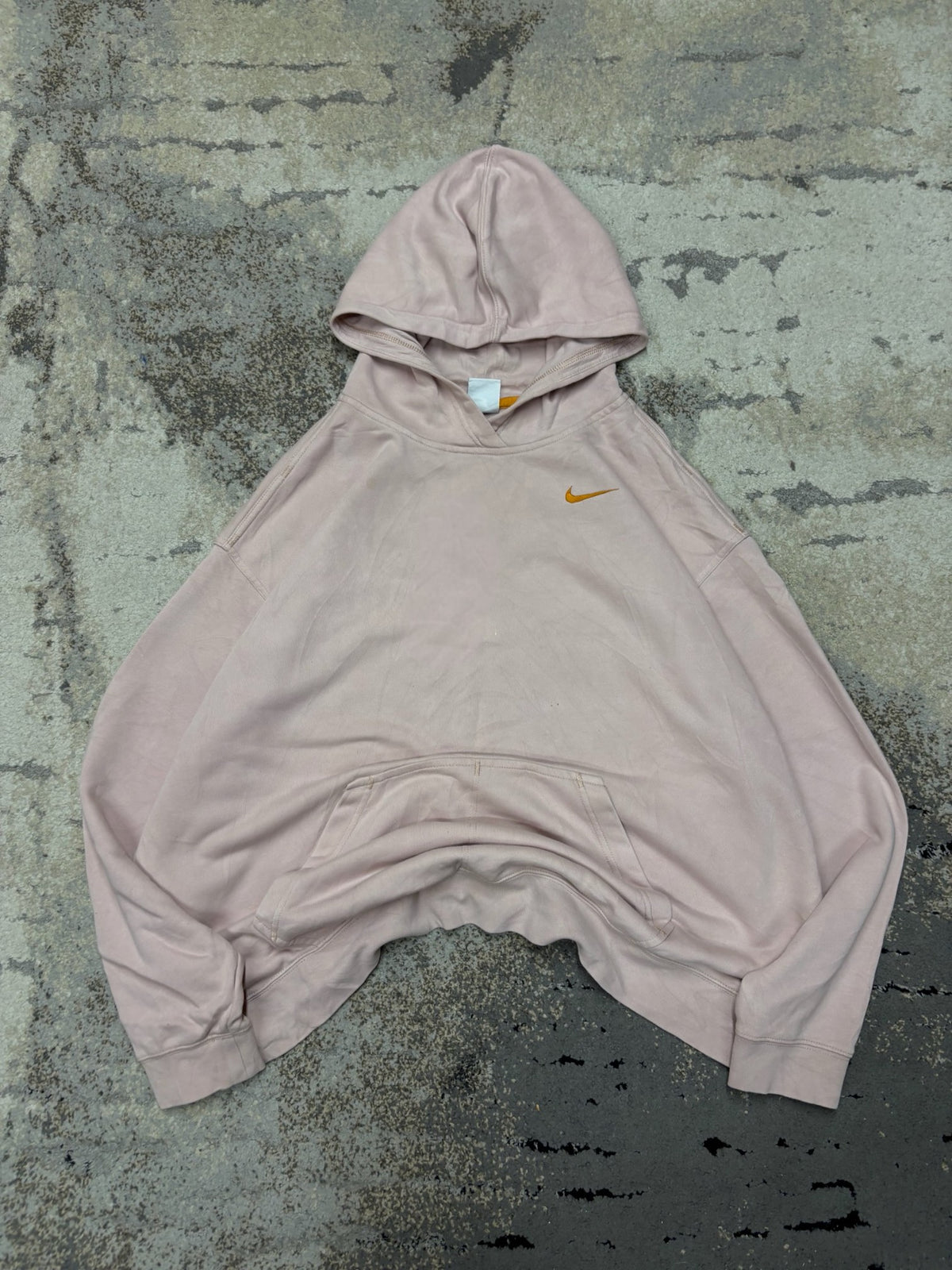 Bluza Nike hoodie, damskie w bardzo dobrym stanie rozmiar XL, widok z przodu
