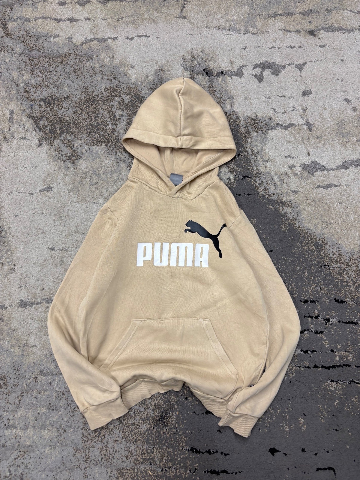 Bluza Puma hoodie, dziecięce w bardzo dobrym stanie rozmiar 152 cm / 12 lat, widok z przodu