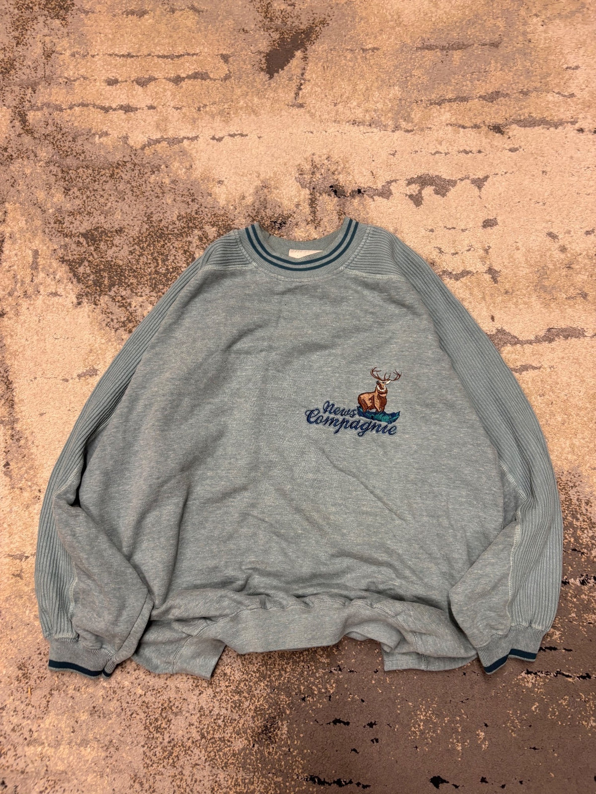 Bluza Japan style retro y2k crewneck, męskie w bardzo dobrym stanie rozmiar XL, widok z przodu