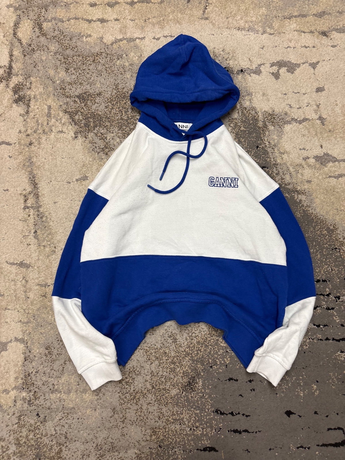 Bluza Japan style hoodie, damskie w bardzo dobrym stanie rozmiar L, widok z przodu