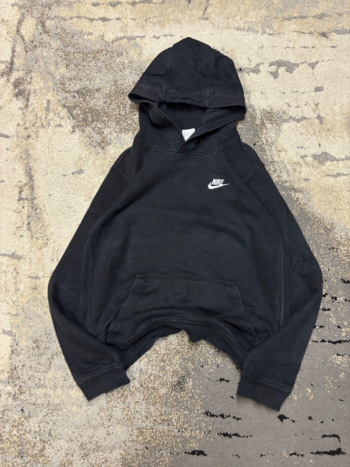 Bluza Nike hoodie, dziecięce w bardzo dobrym stanie rozmiar 158 cm / 13 lat, widok z przodu