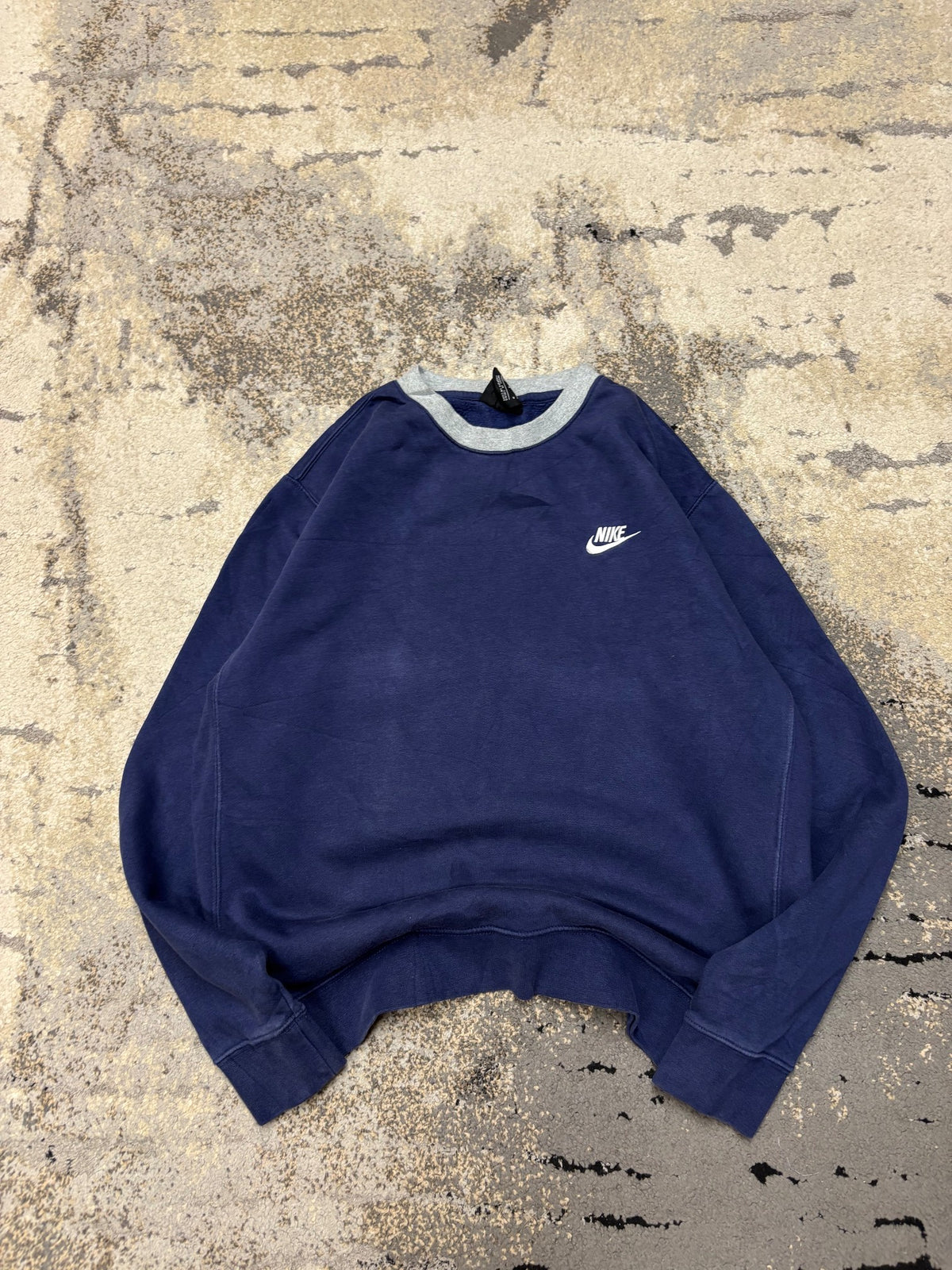 Bluza Nike crewneck, męskie w bardzo dobrym stanie rozmiar M, widok z przodu