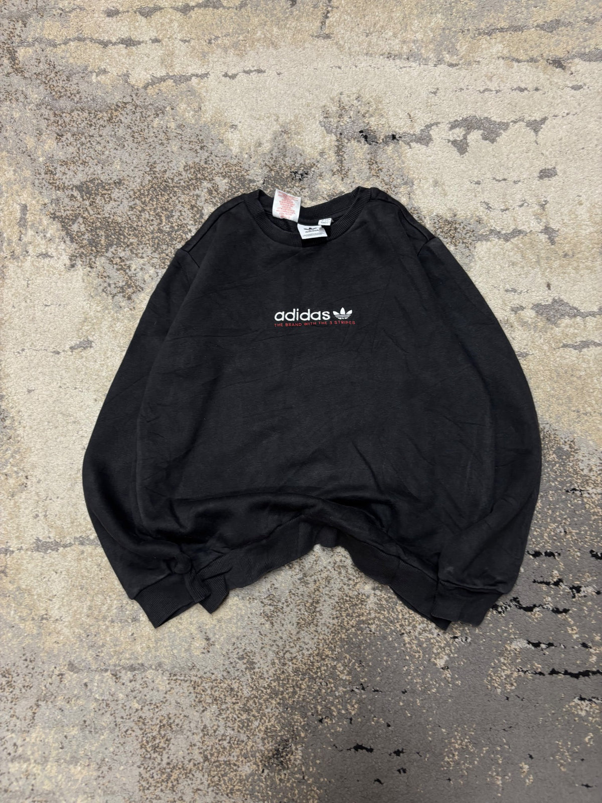 Bluza Adidas crewneck, dziecięce w bardzo dobrym stanie rozmiar 152 cm / 12 lat, widok z przodu