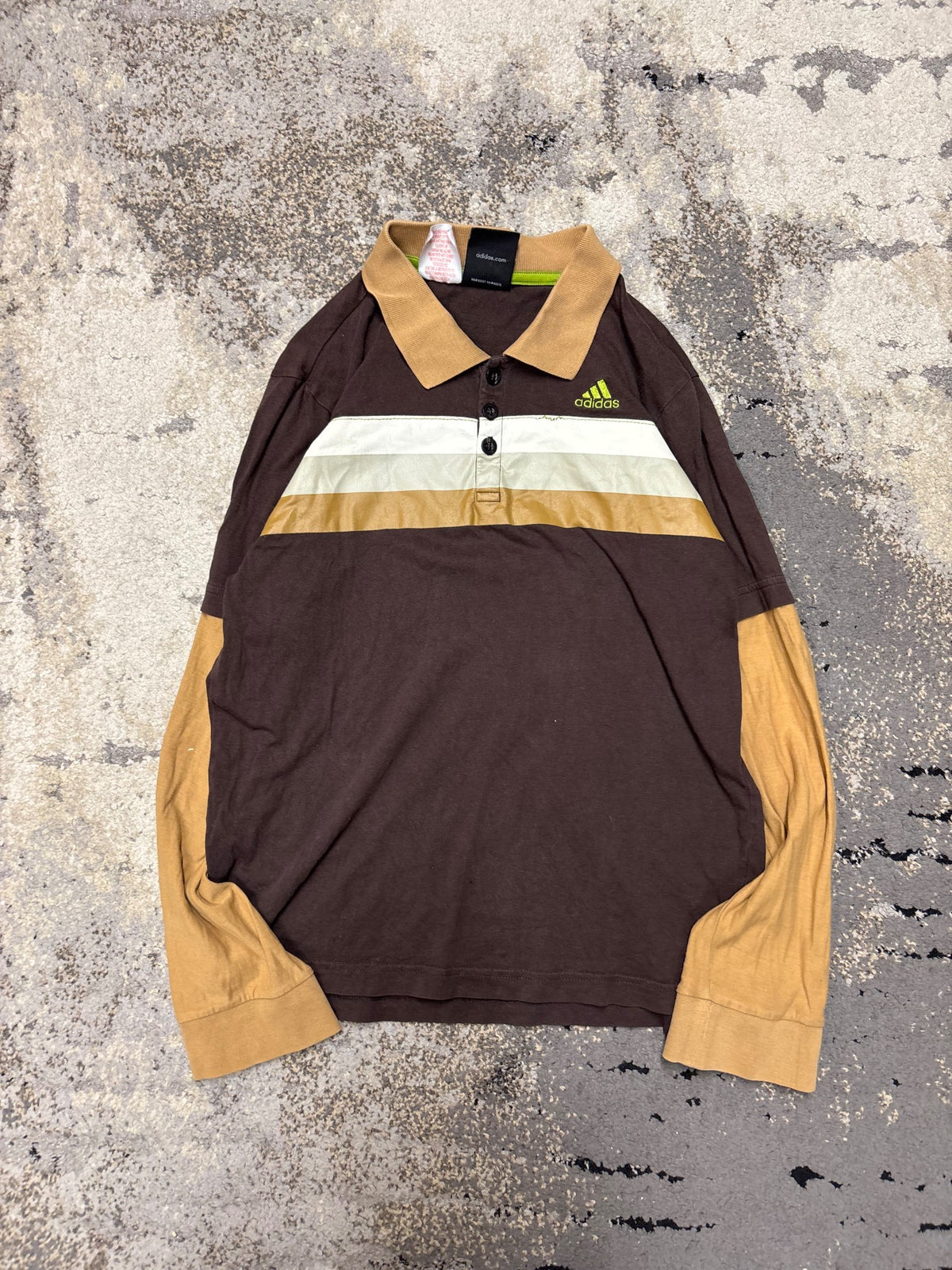 Bluzka Adidas, dziecięce w bardzo dobrym stanie rozmiar 164 cm / 14 lat, detal