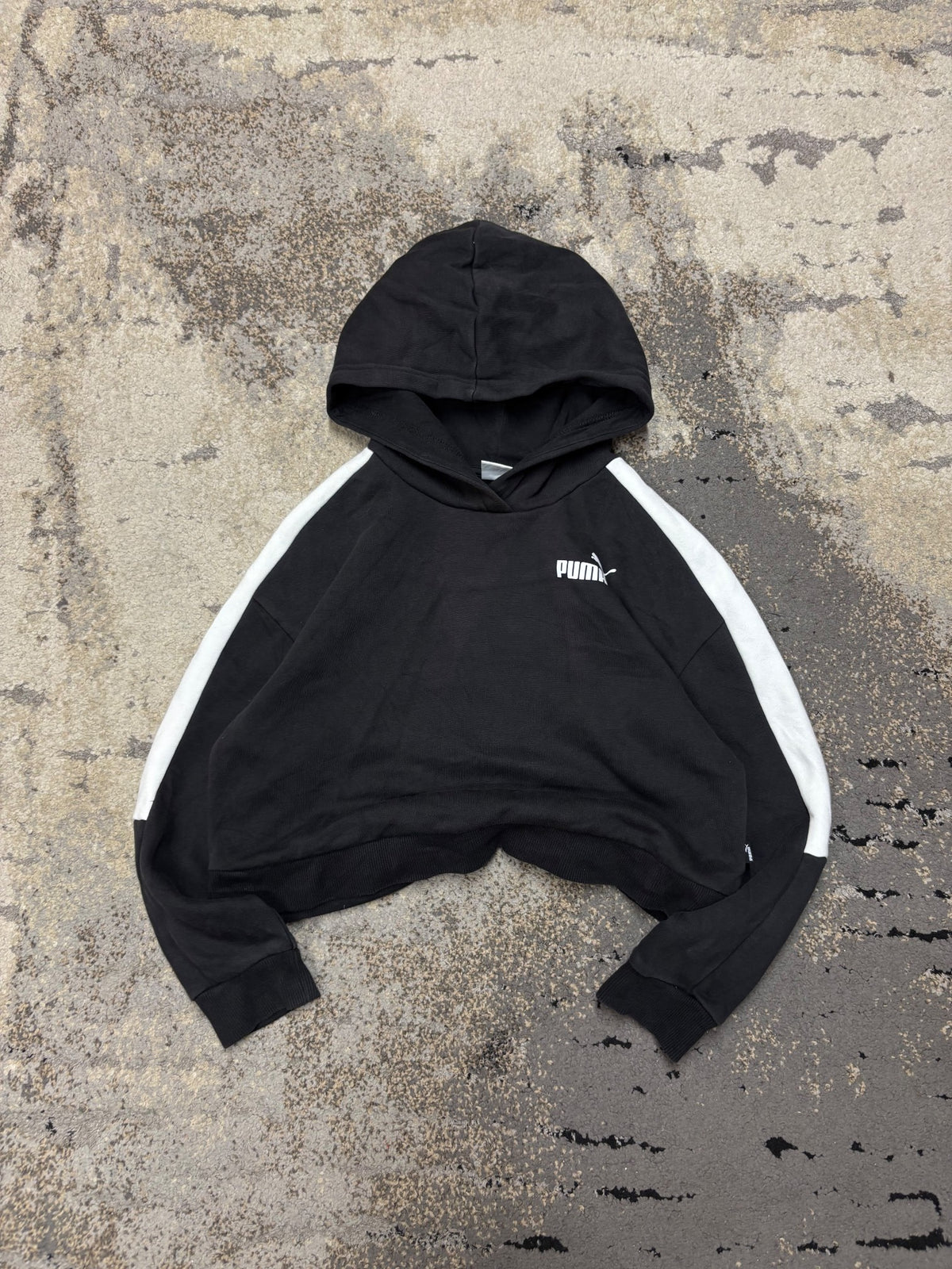 Bluza Puma hoodie, dziecięce w dobrym stanie rozmiar 152 cm / 12 lat, widok z przodu
