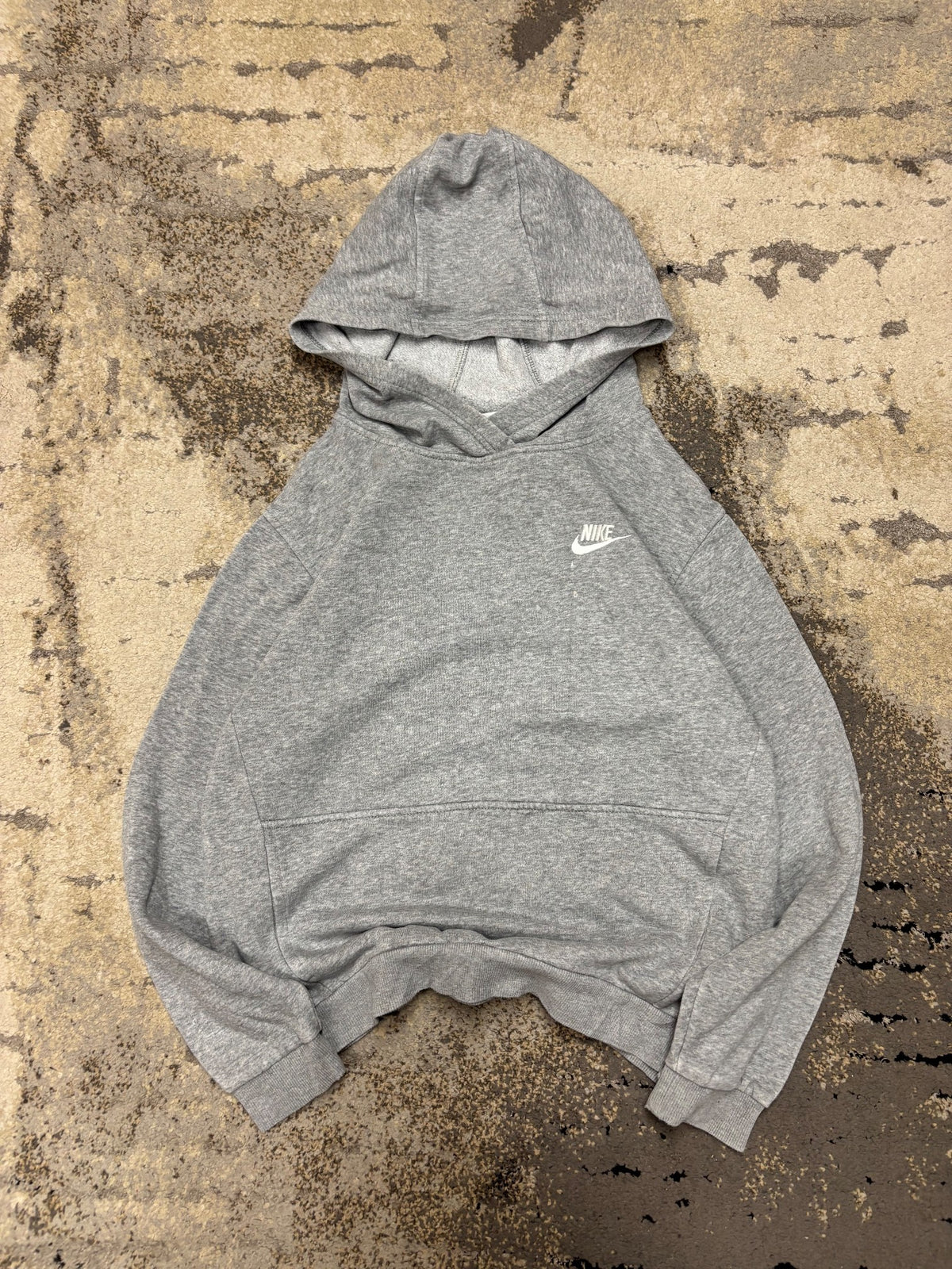 Bluza Nike hoodie, dziecięce w dobrym stanie rozmiar 158 cm / 13 lat, widok z przodu