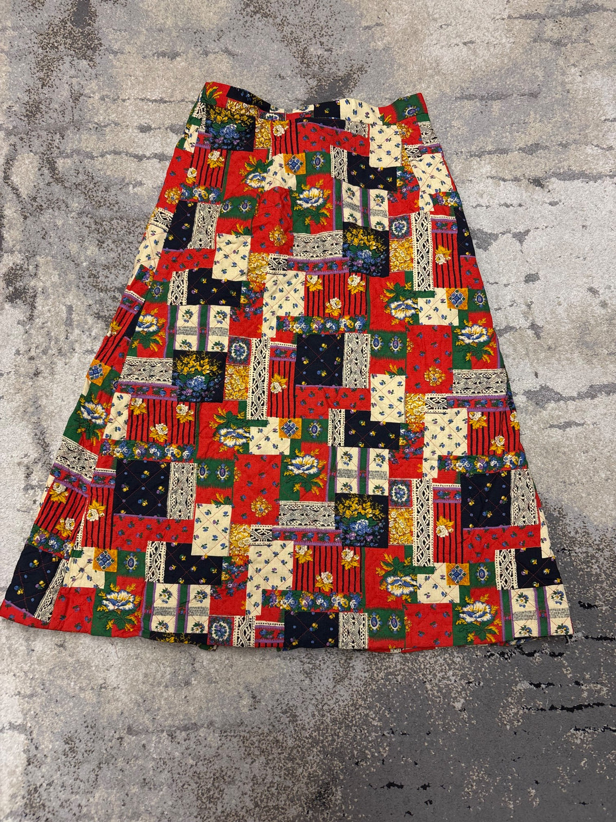 Japan Style spódnica Vintage retro y2k, damskie w bardzo dobrym stanie rozmiar S, widok z przodu