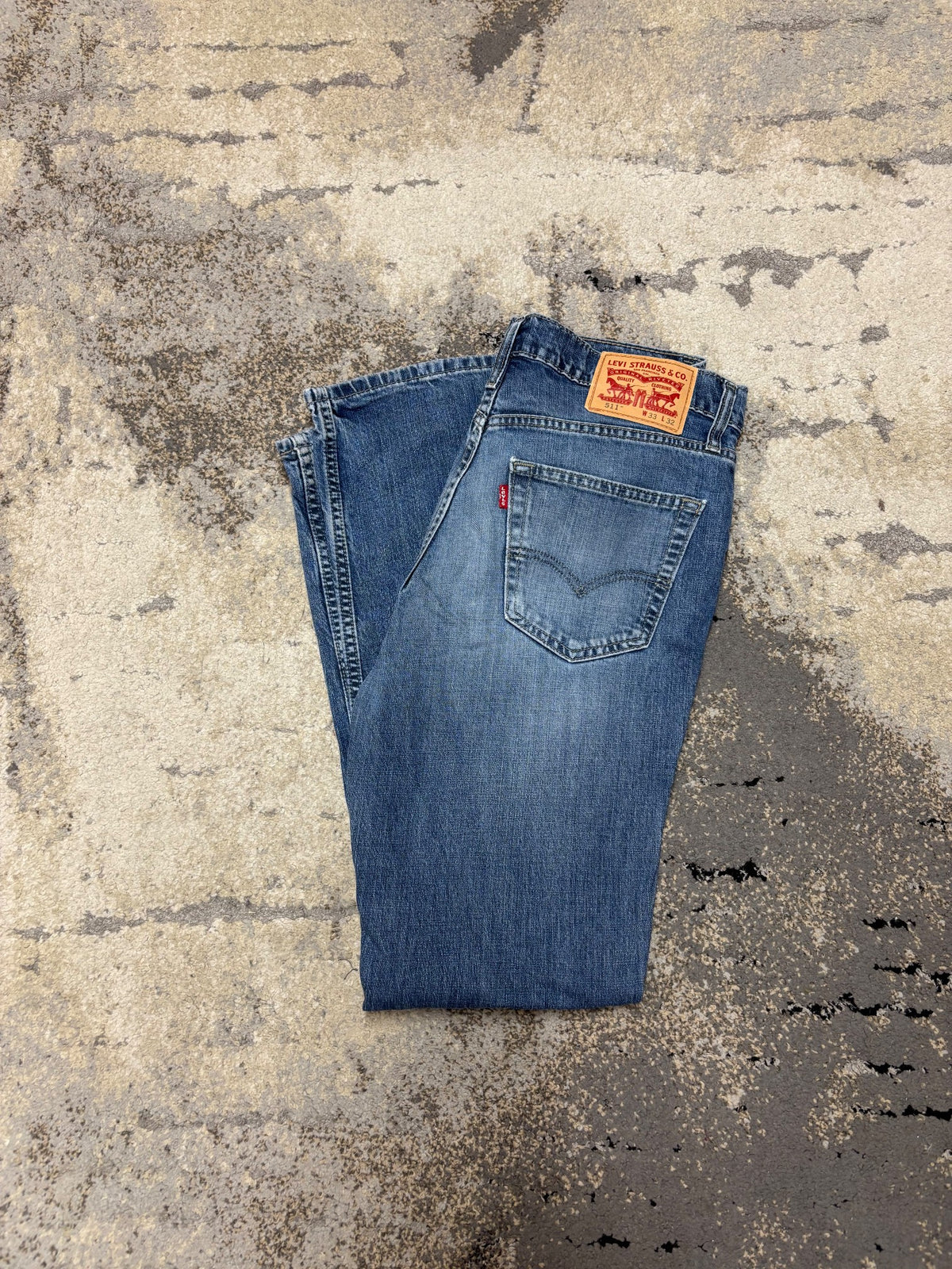 Levi's Jeansy LEVI’S 511, męskie w bardzo dobrym stanie rozmiar XL, widok z przodu
