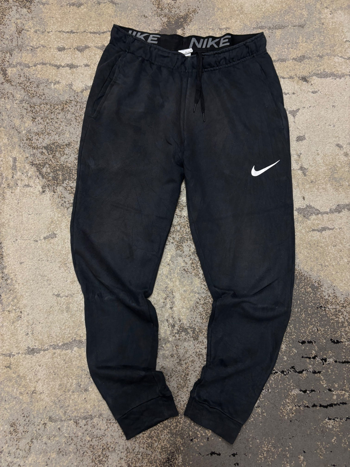 Dresy Nike Dri-fit, męskie w bardzo dobrym stanie rozmiar M, detal