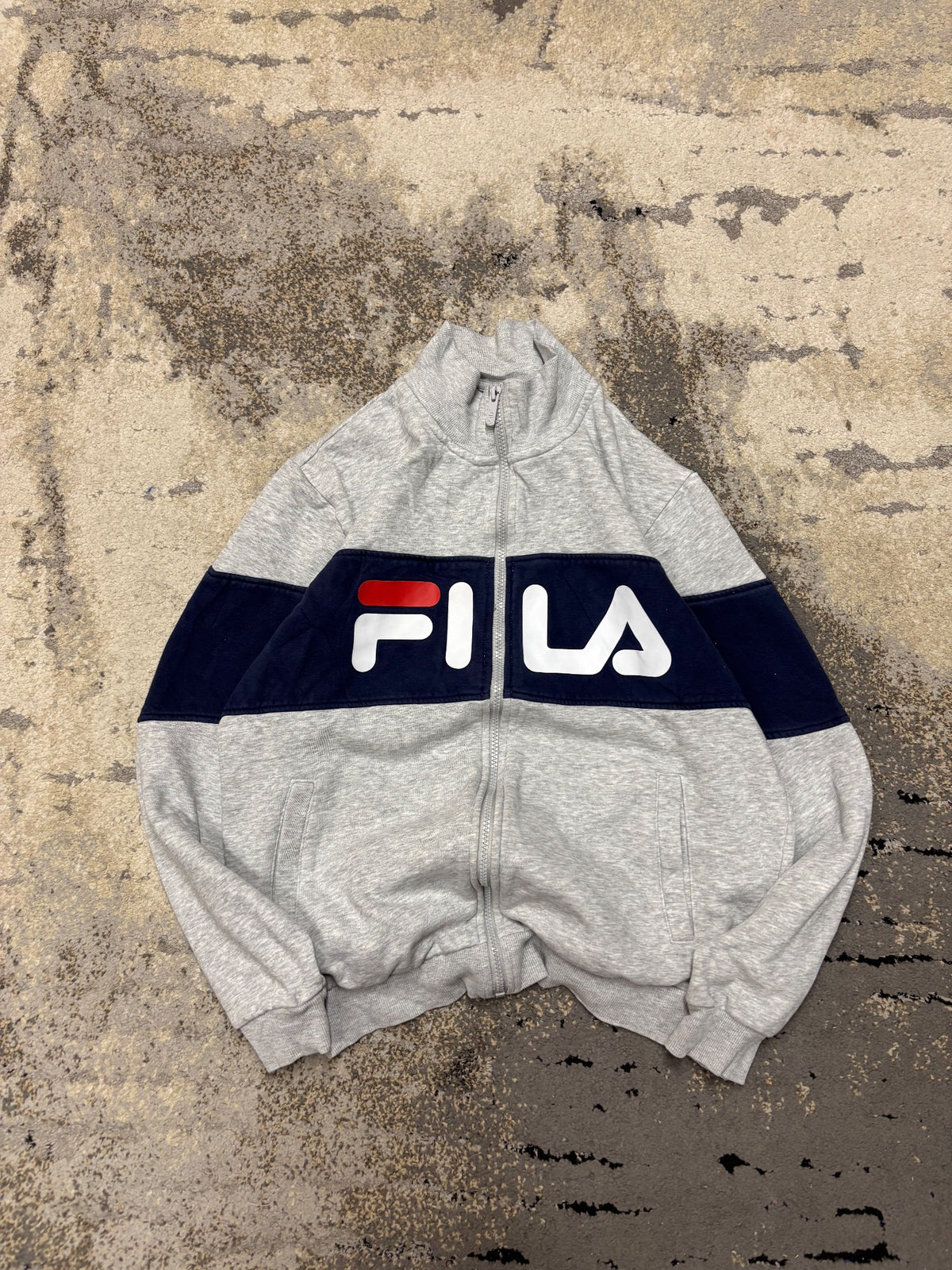 Bluza Fila zipp, damskie w bardzo dobrym stanie rozmiar S, detal