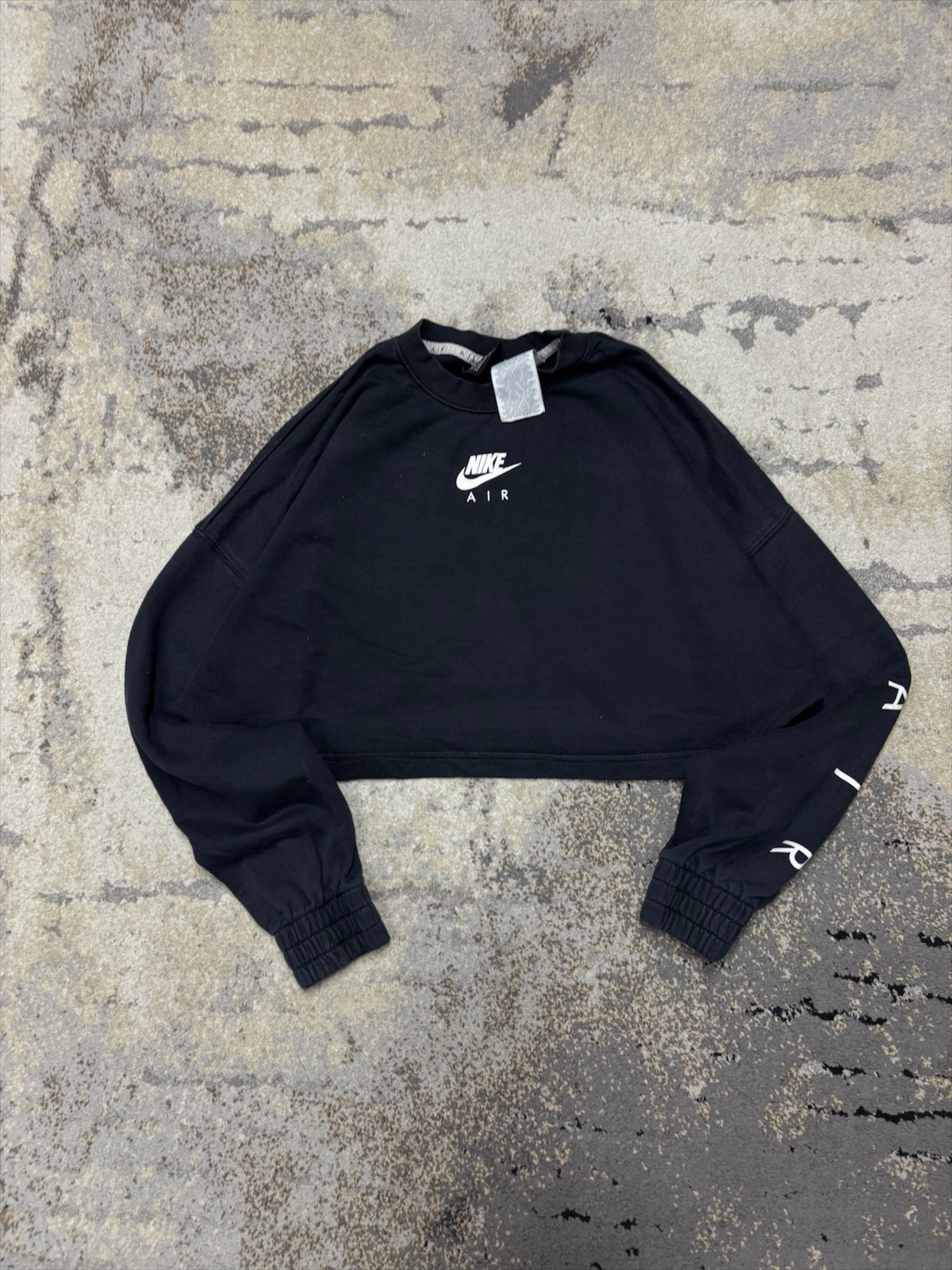 Bluza Nike crewneck, damskie w bardzo dobrym stanie rozmiar M, widok z przodu