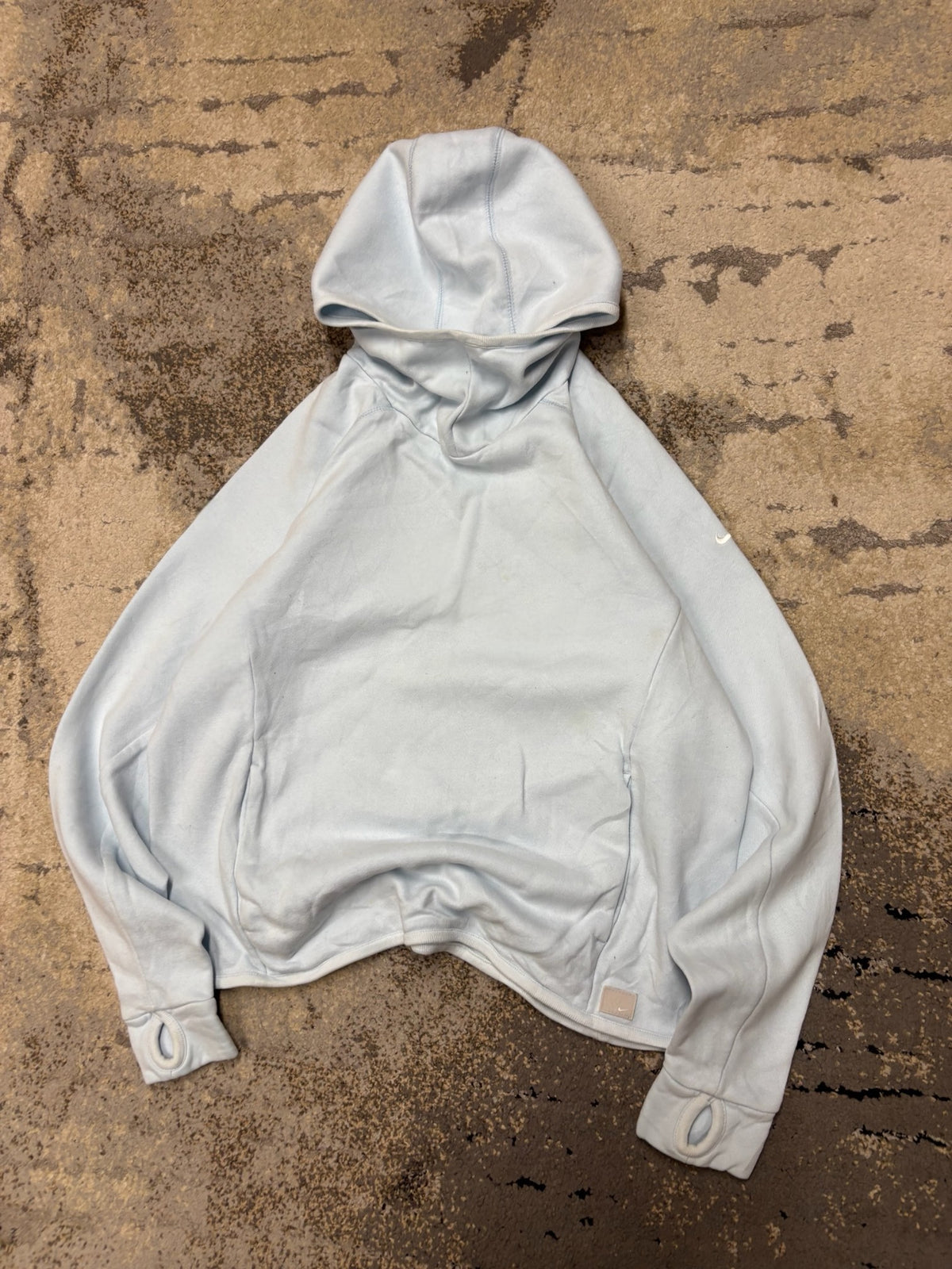 Bluza Nike hoodie, damskie w bardzo dobrym stanie rozmiar M, detal
