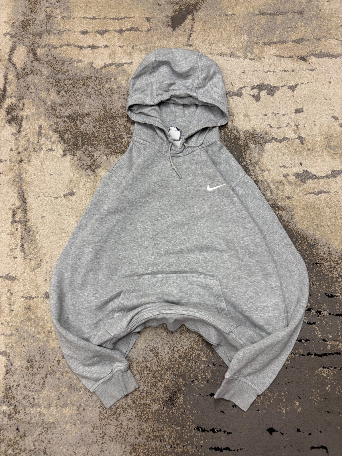 Bluza Nike hoodie, damskie w bardzo dobrym stanie rozmiar L, widok z przodu