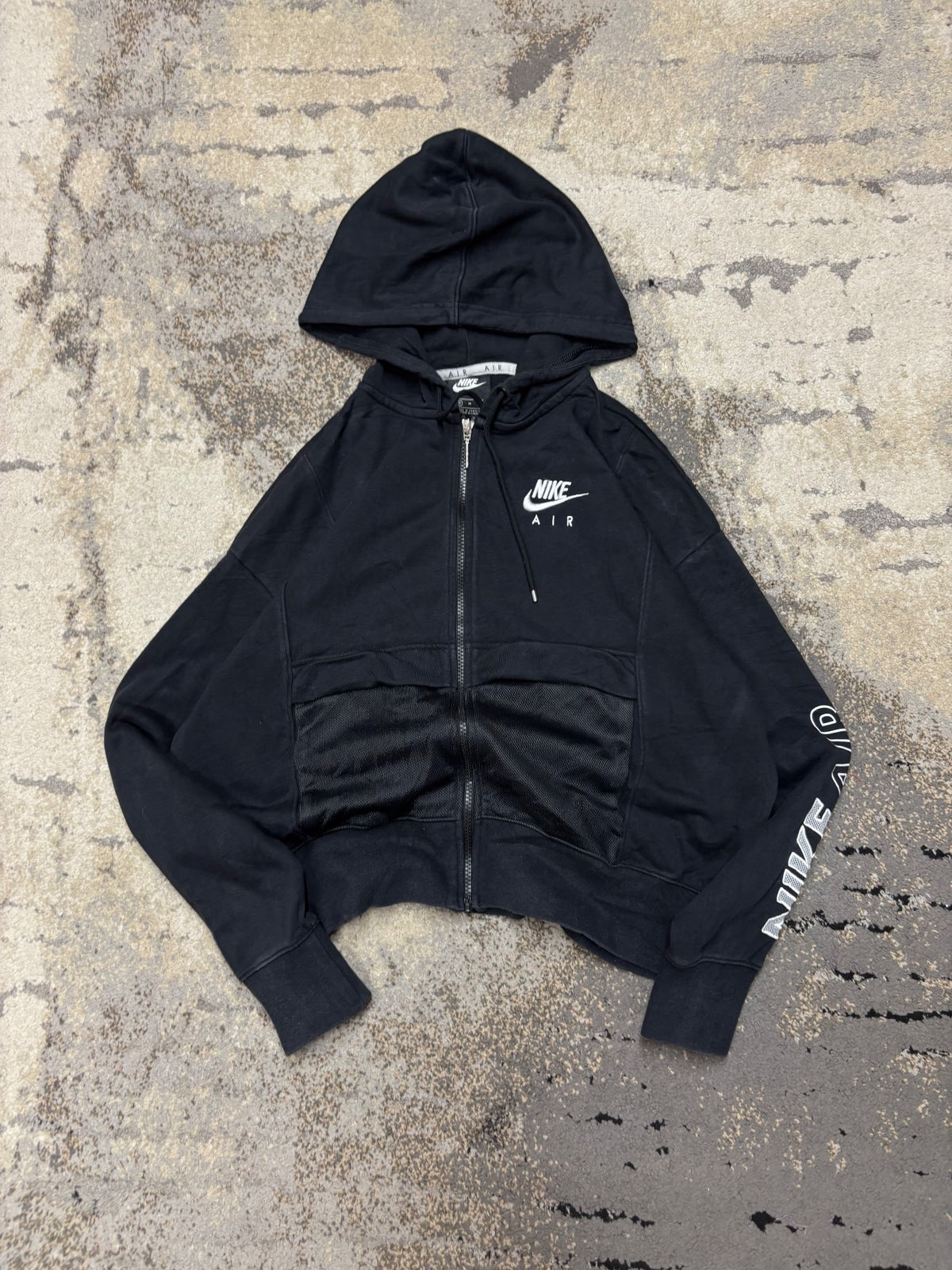 Bluza Nike zipp, damskie w bardzo dobrym stanie rozmiar M, widok z przodu
