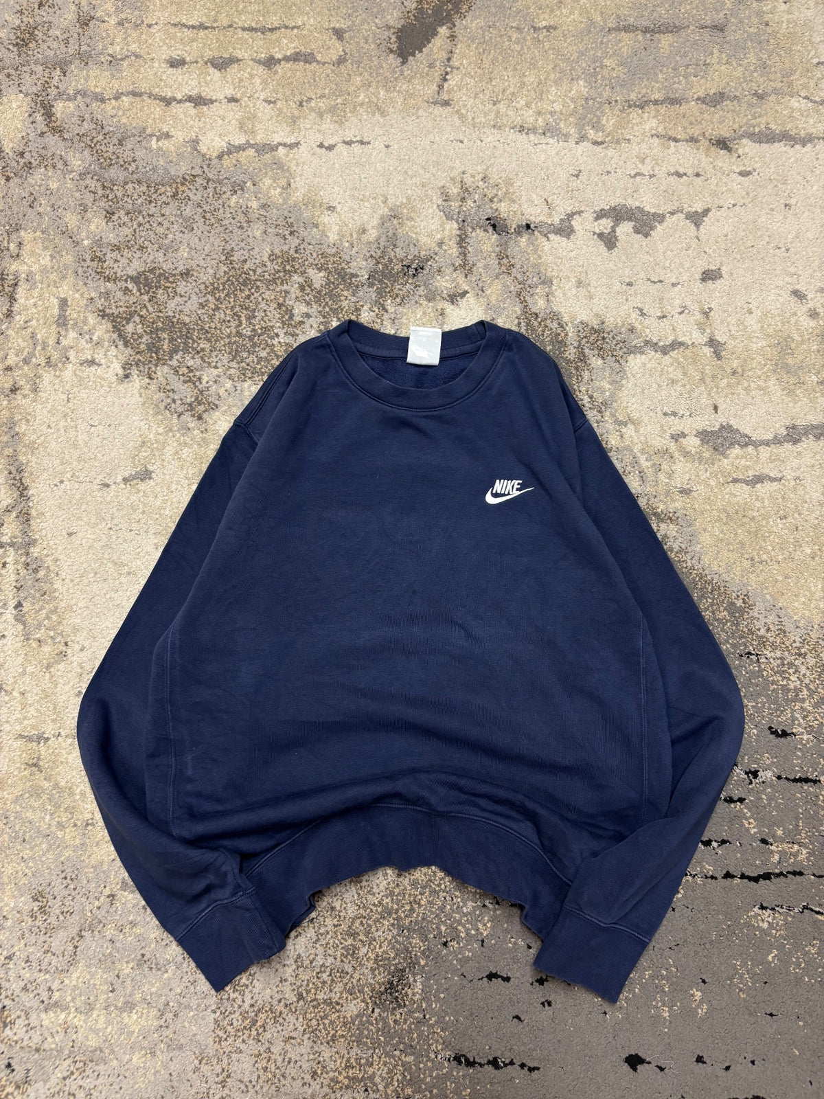 Bluza Nike crewneck, damskie w bardzo dobrym stanie rozmiar S, widok z przodu