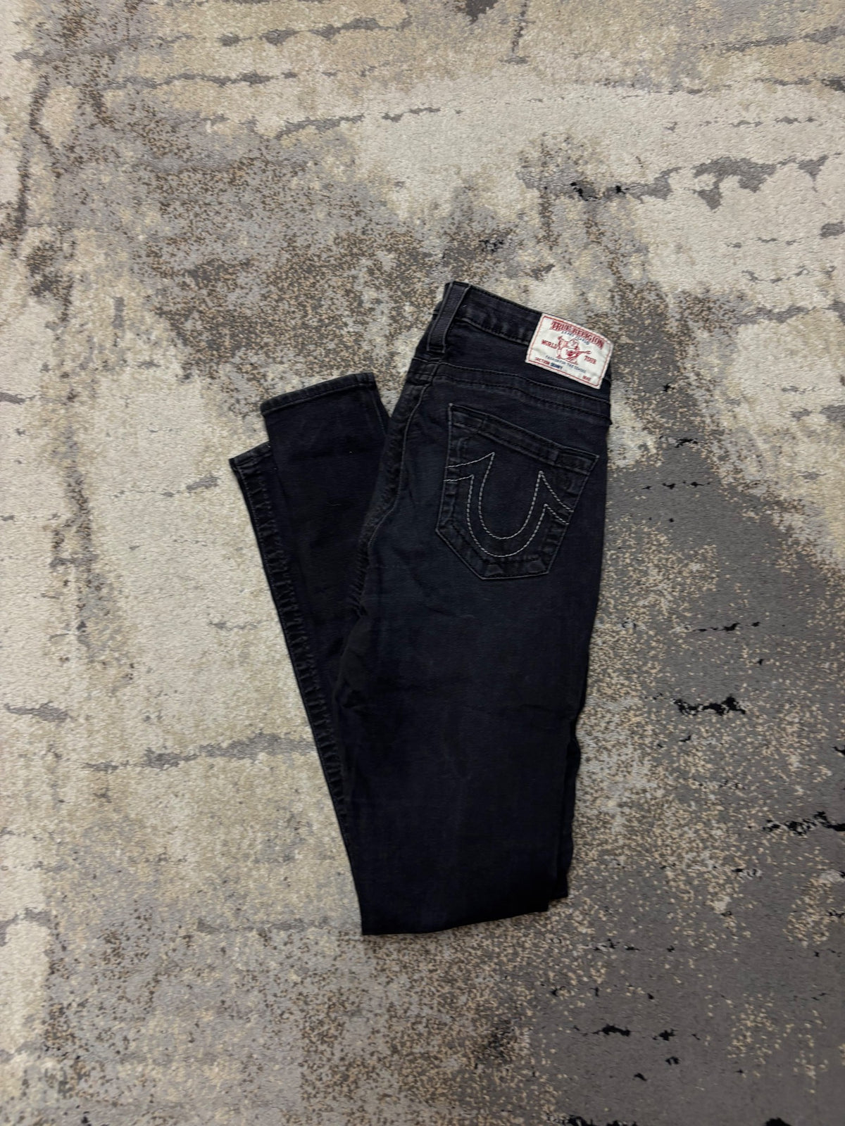 Jeansy True Religion, damskie w bardzo dobrym stanie rozmiar S, widok z przodu