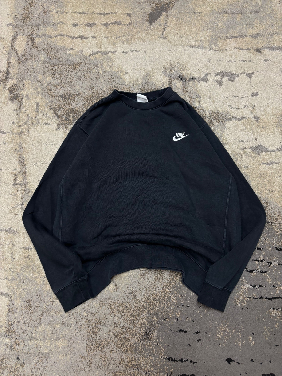 Bluza Nike crewneck, męskie w bardzo dobrym stanie rozmiar M, widok z przodu