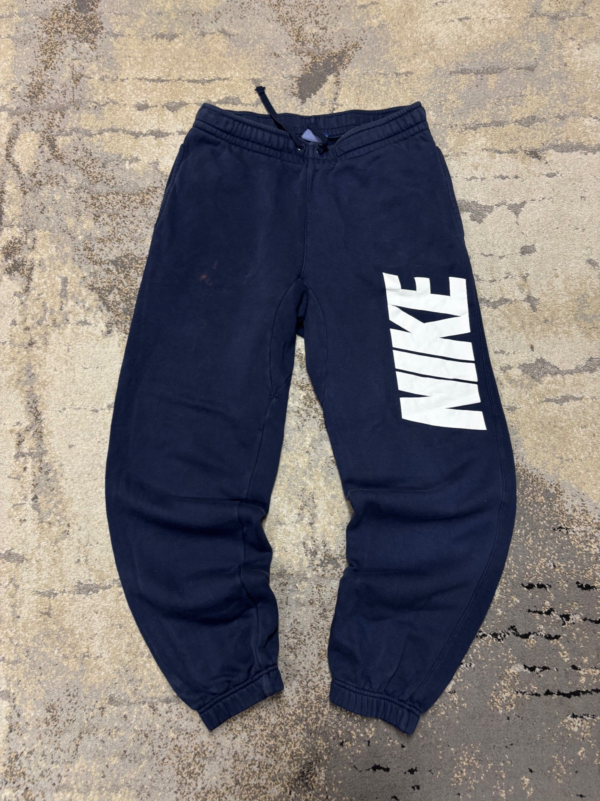 Dresy Nike, męskie w dobrym stanie rozmiar S, detal