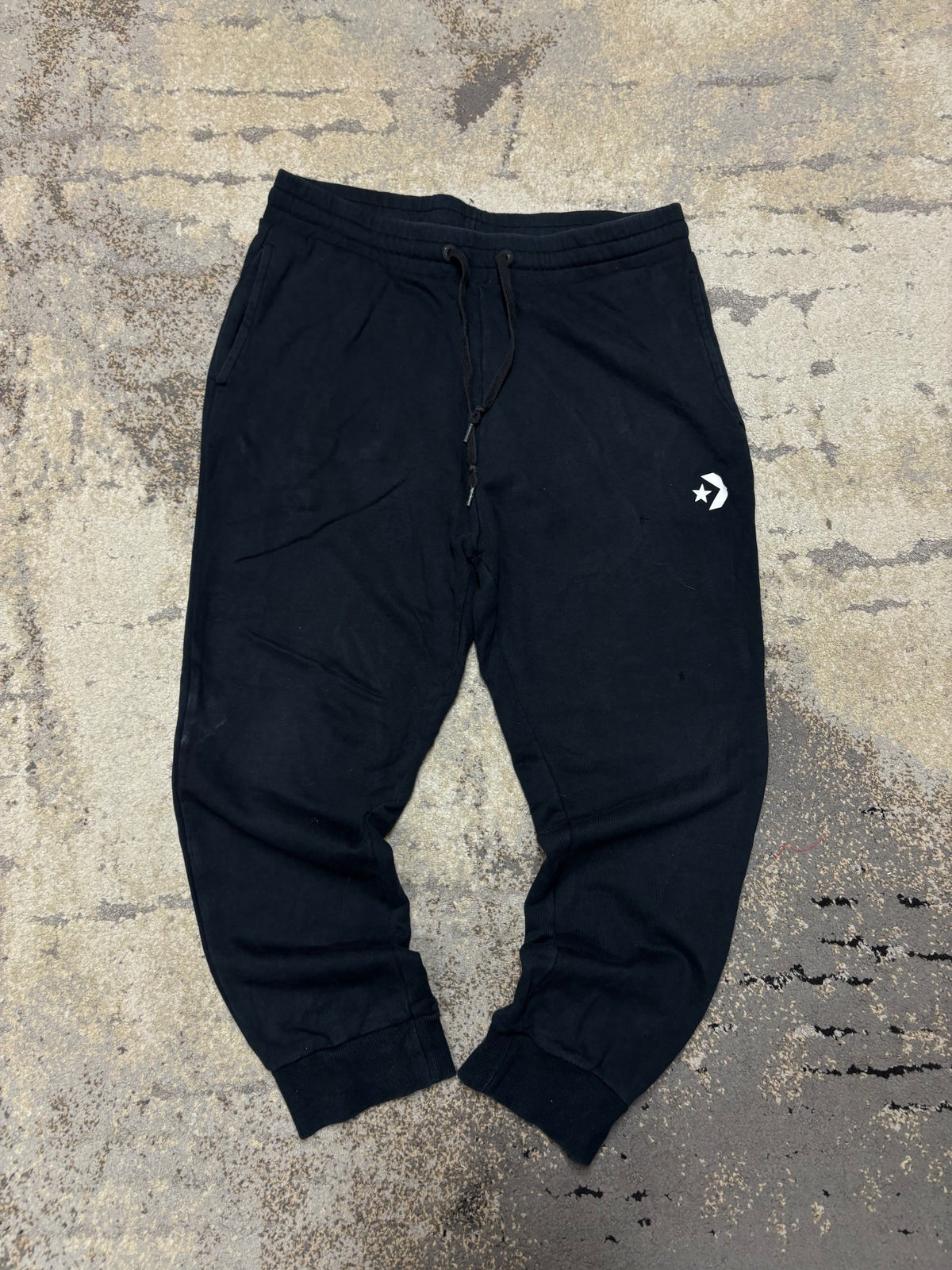 Dresy Converse, damskie w bardzo dobrym stanie rozmiar M, widok z przodu
