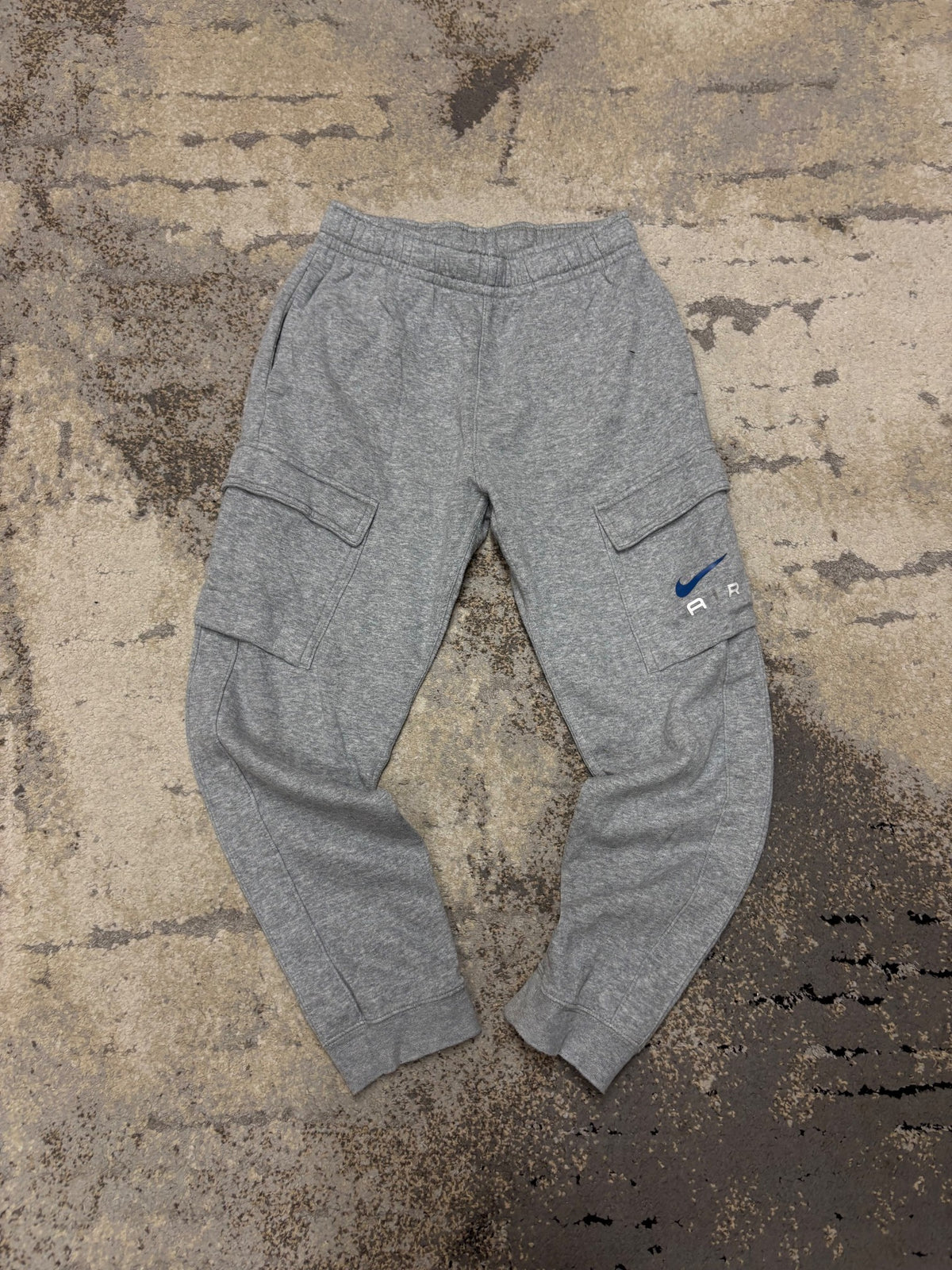 Dresy Nike, dziecięce w bardzo dobrym stanie rozmiar 140 cm / 10 lat, widok z przodu
