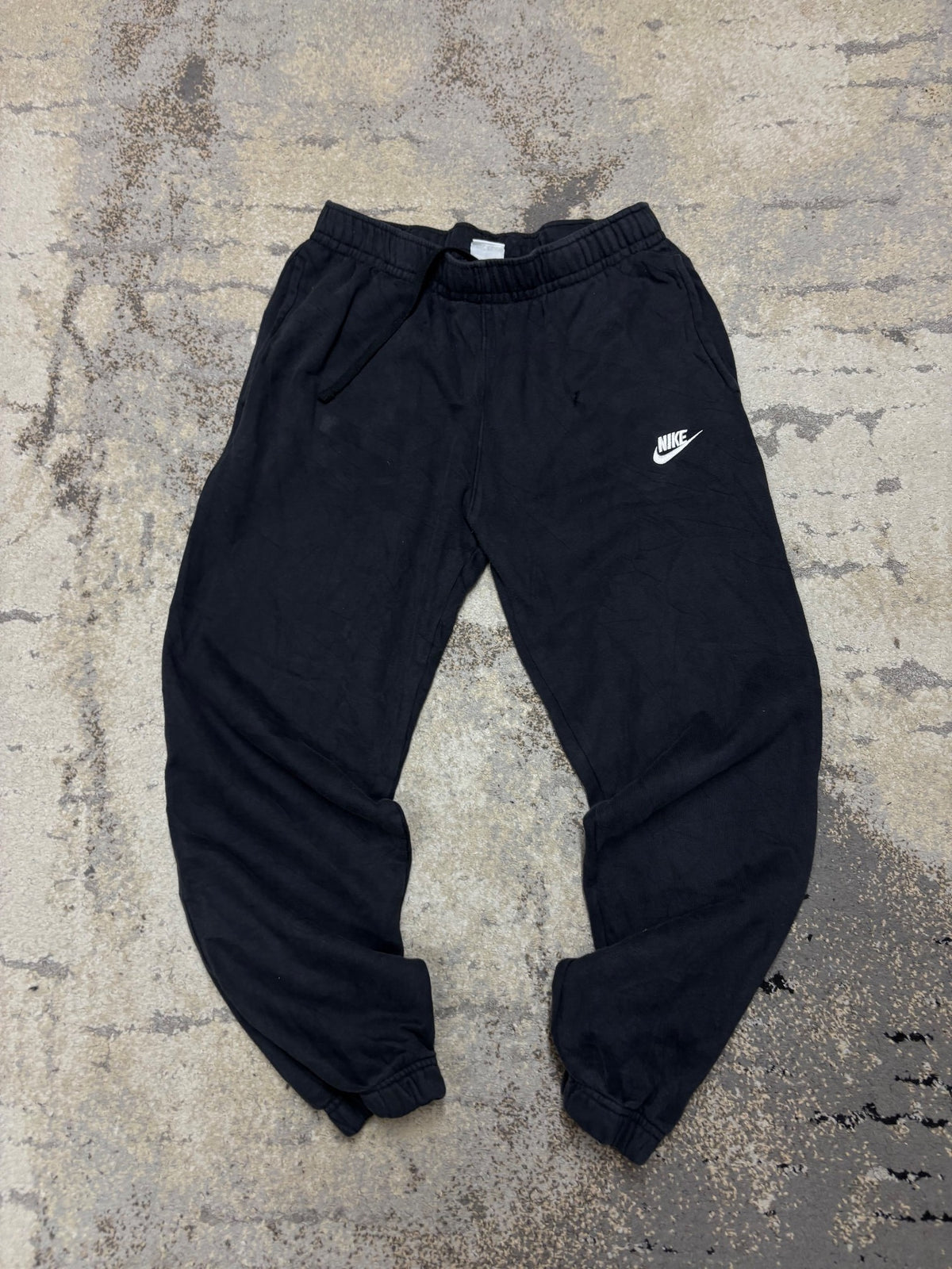 Dresy Nike, męskie w dobrym stanie rozmiar M, widok z przodu