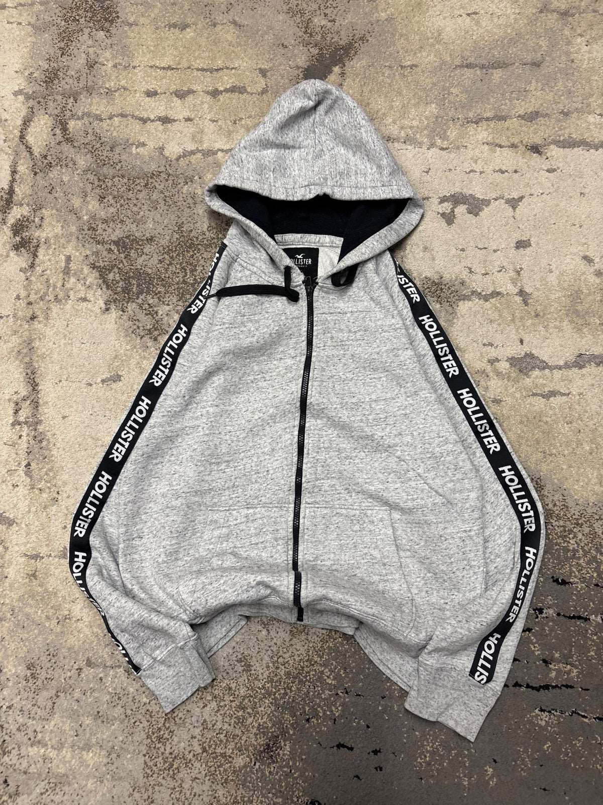 Bluza Hollister zipp, męskie w bardzo dobrym stanie rozmiar L, widok z przodu