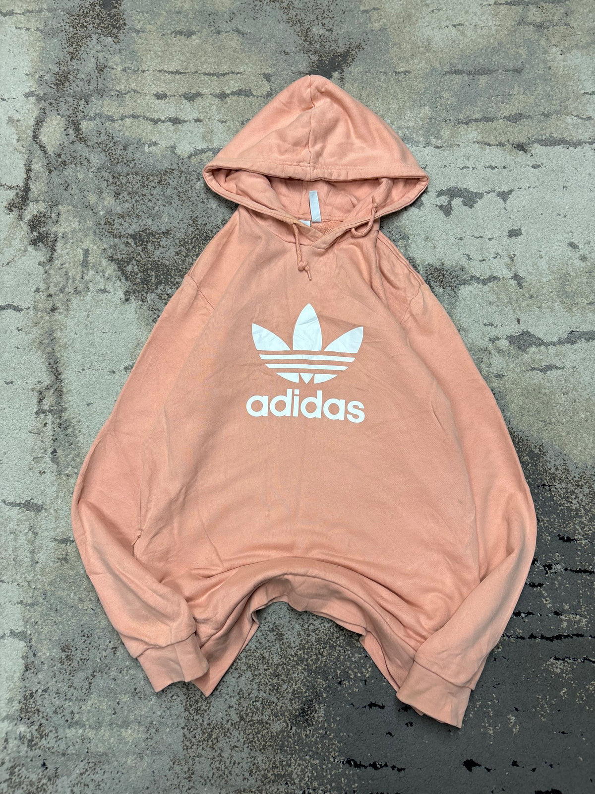 Bluza Adidas hoodie, damskie w dobrym stanie rozmiar M, widok z przodu
